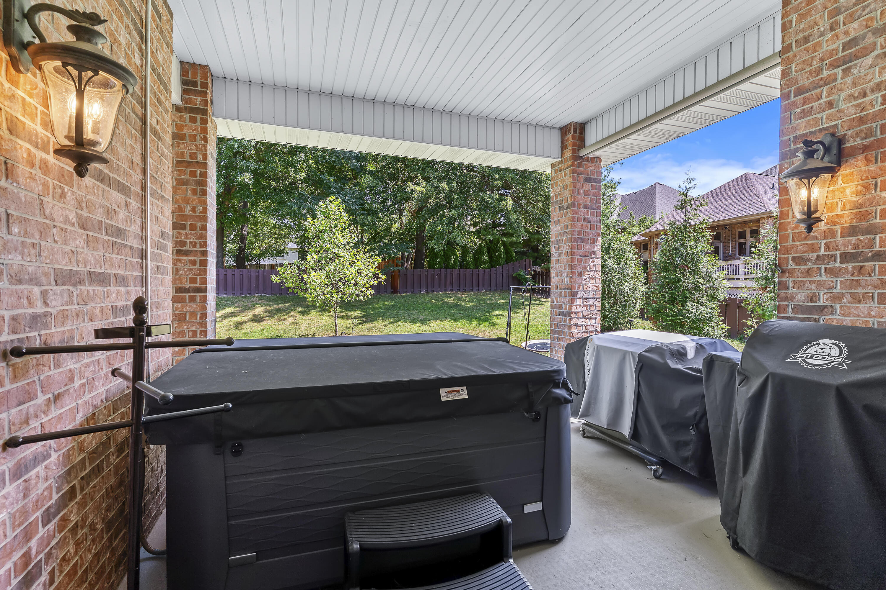 2364 South Forrest Heights Avenue Property Photo 55
