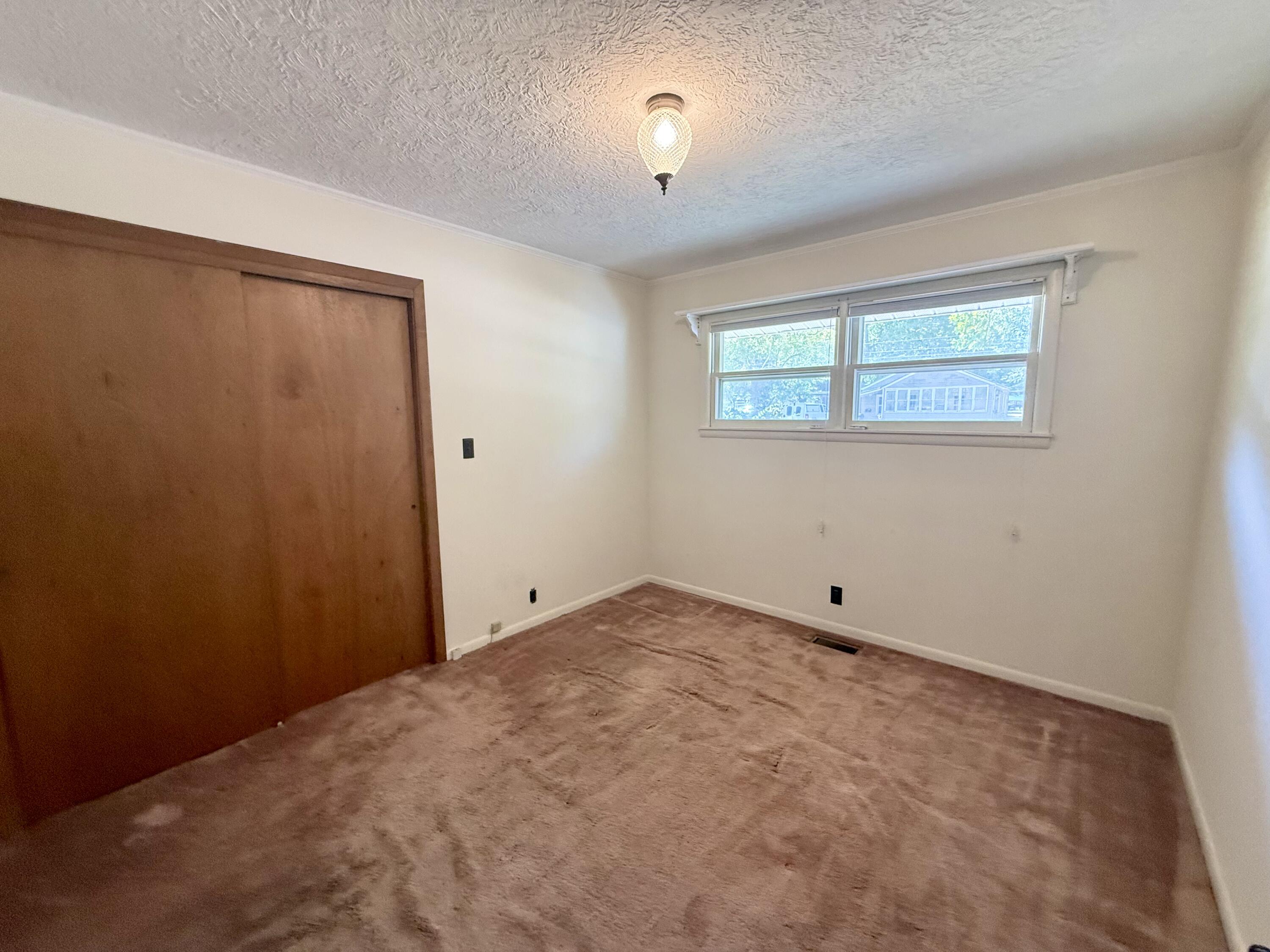 1143 Ozark Street Property Photo 19