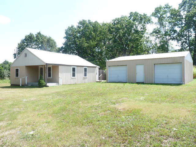 2232 Us Highway 160 Property Photo 1