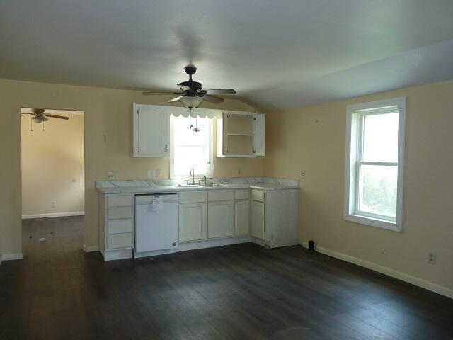 2232 Us Highway 160 Property Photo 9