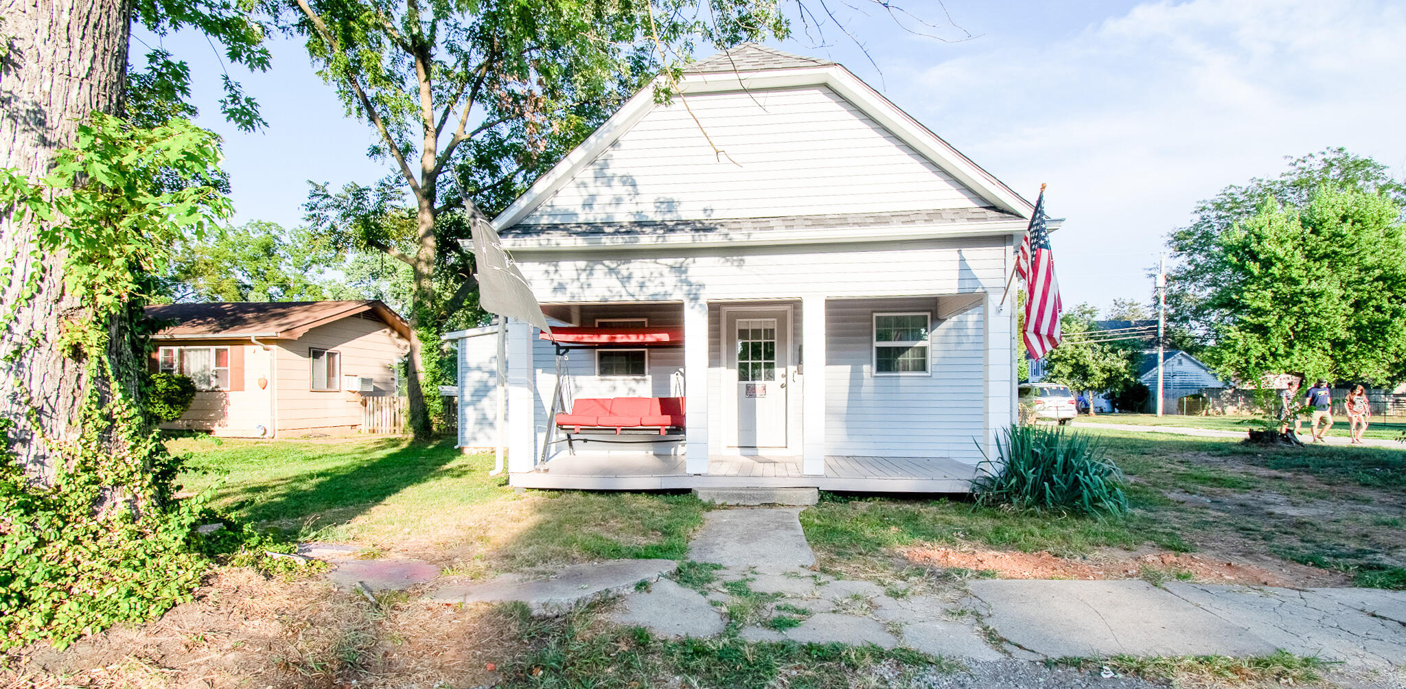 1201 Mill Street Property Photo 3