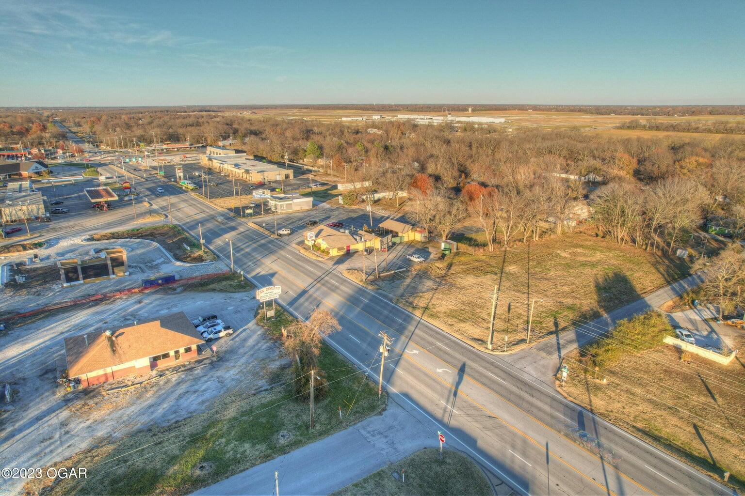 Xxx North Main Street Road Property Photo 2