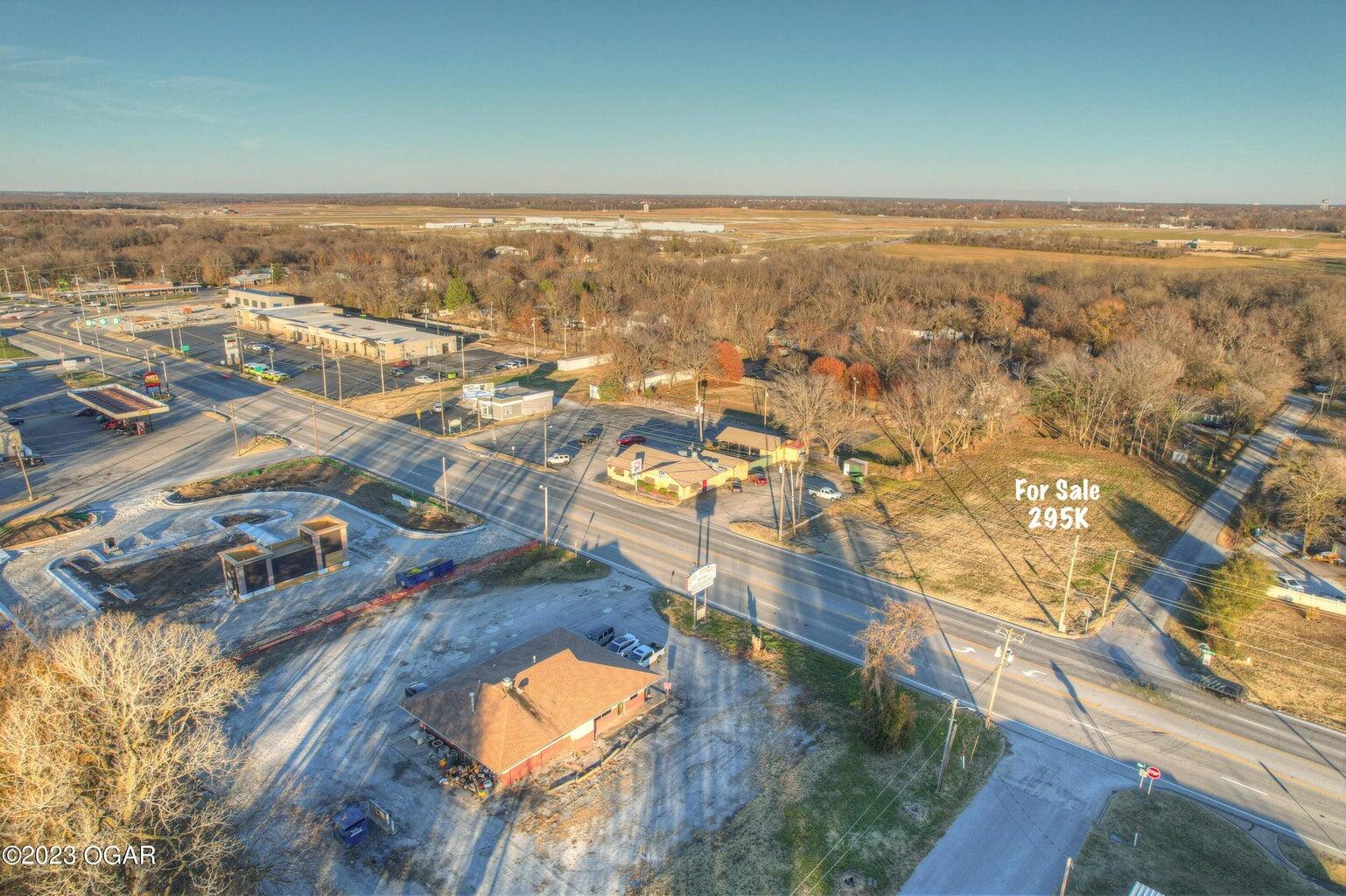 Xxx North Main Street Road Property Photo 6