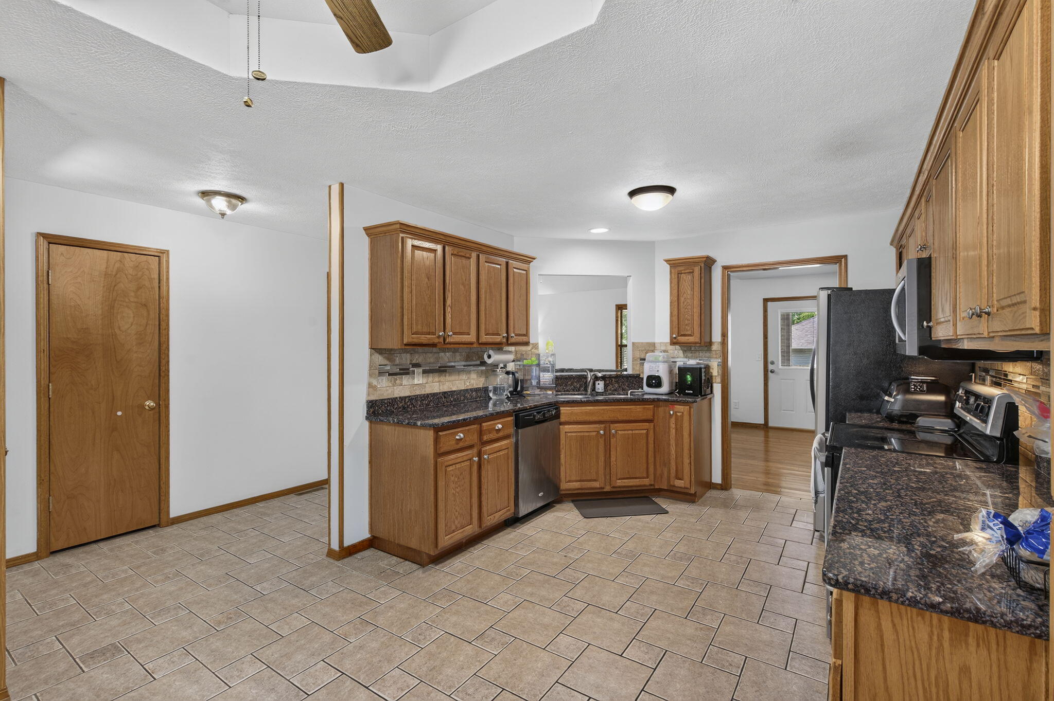 3648 West Shawnee Drive Property Photo 9