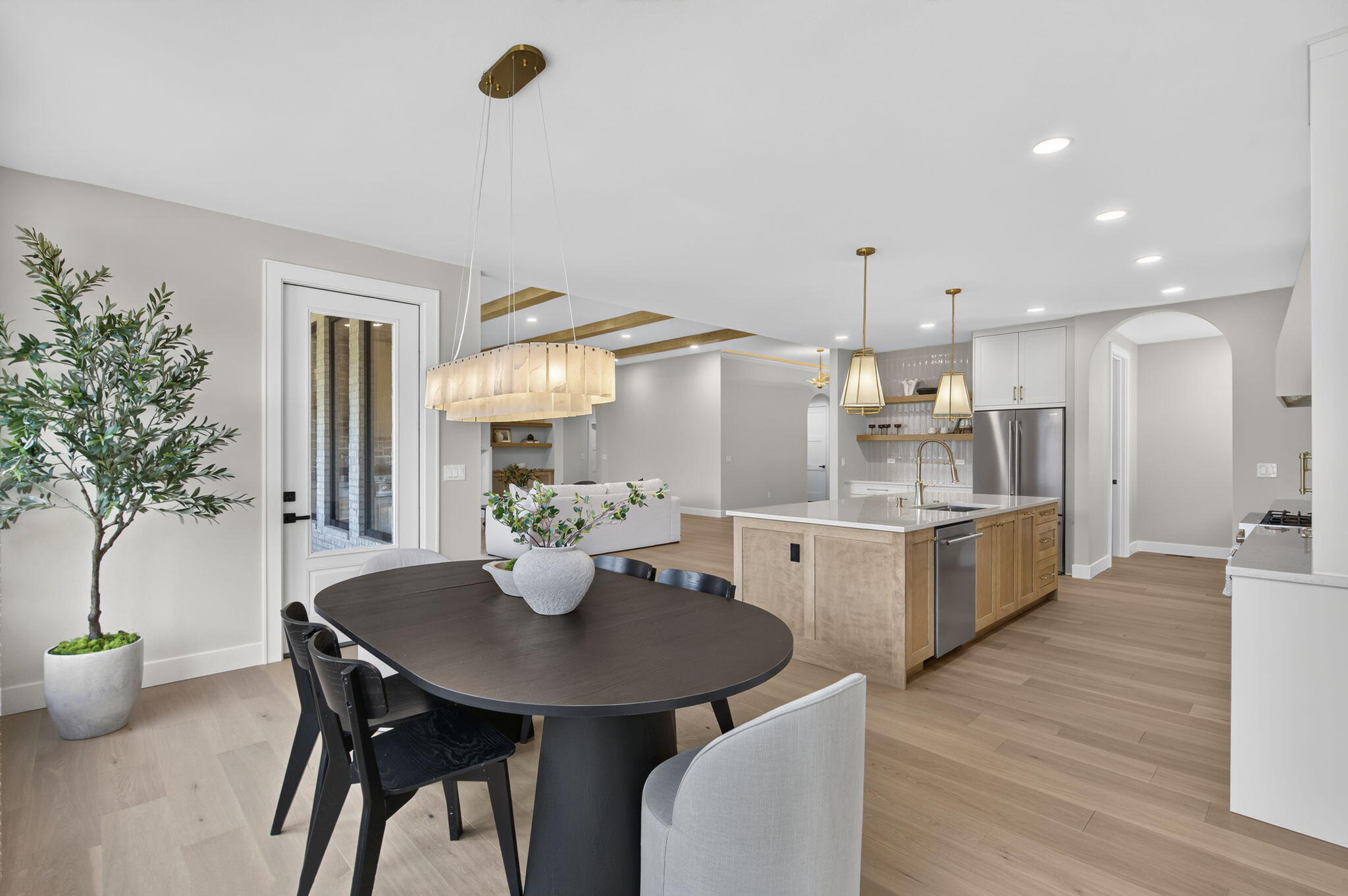 2050 North Silver Charm Avenue Property Photo 11