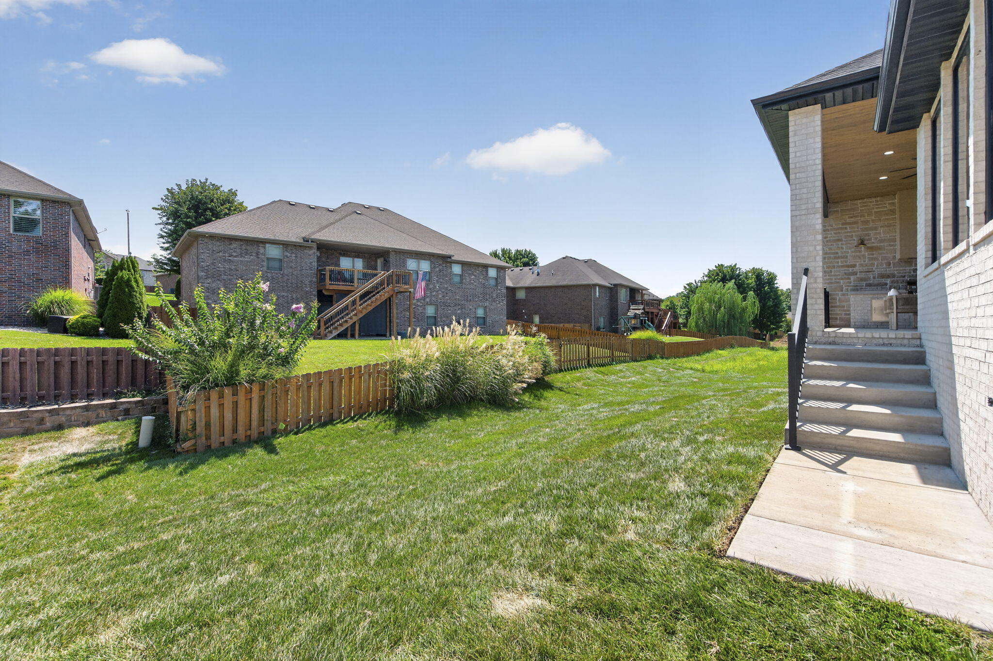 2050 North Silver Charm Avenue Property Photo 33