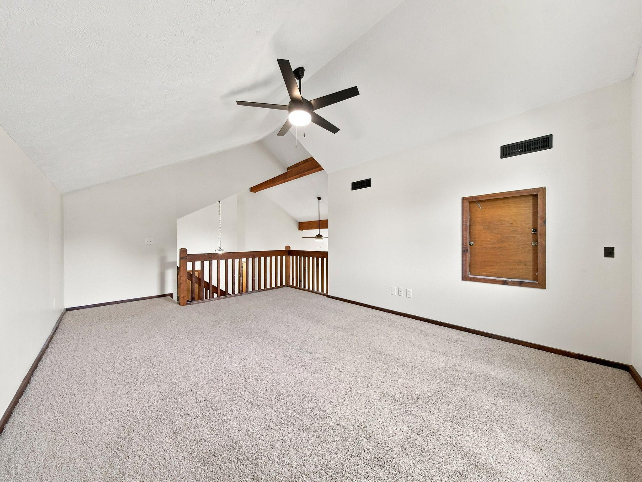2738 East Verona Street Property Photo 15