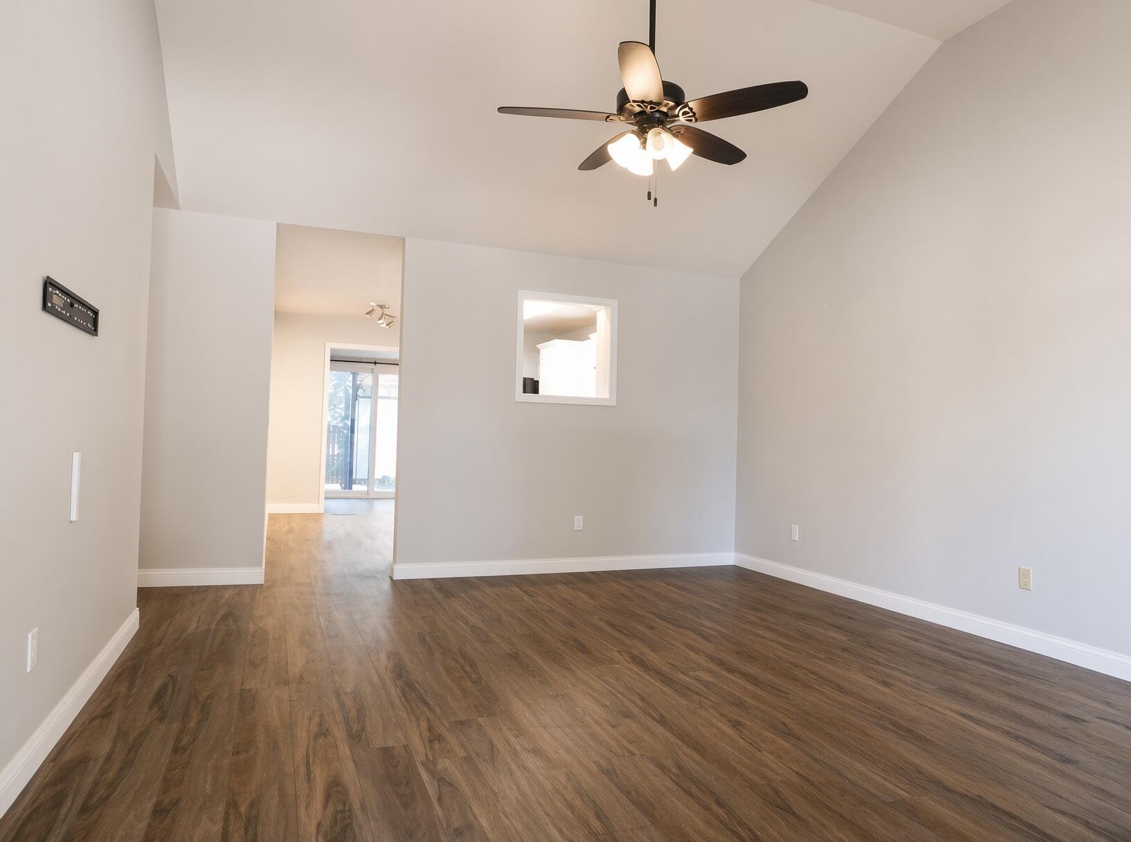 3150 South Sagamont Avenue 121 Property Photo 5