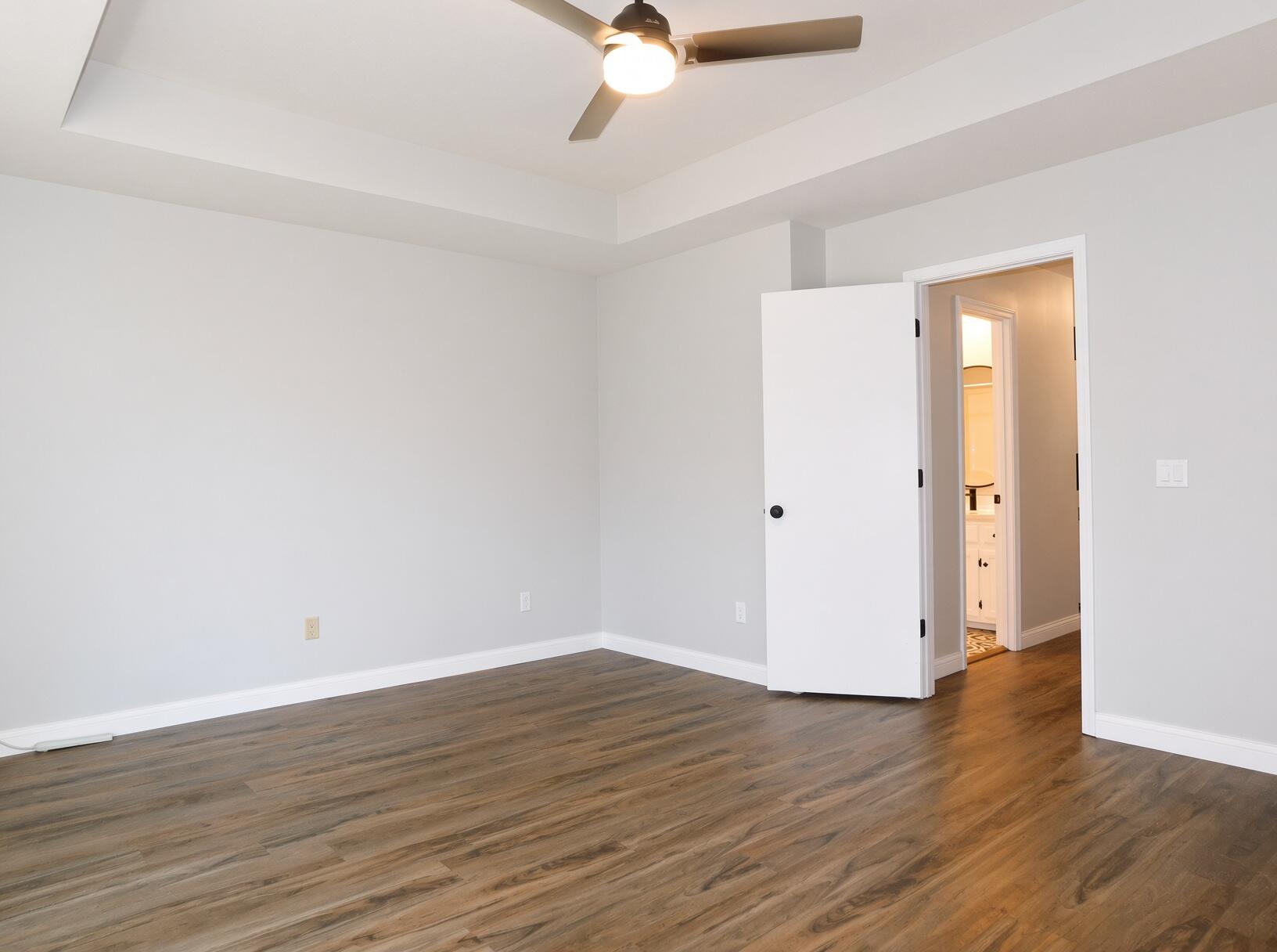 3150 South Sagamont Avenue 121 Property Photo 24