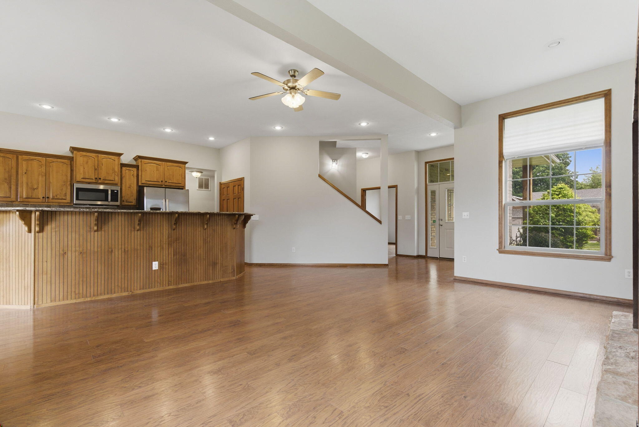5535 South Dayton Avenue Property Photo 3