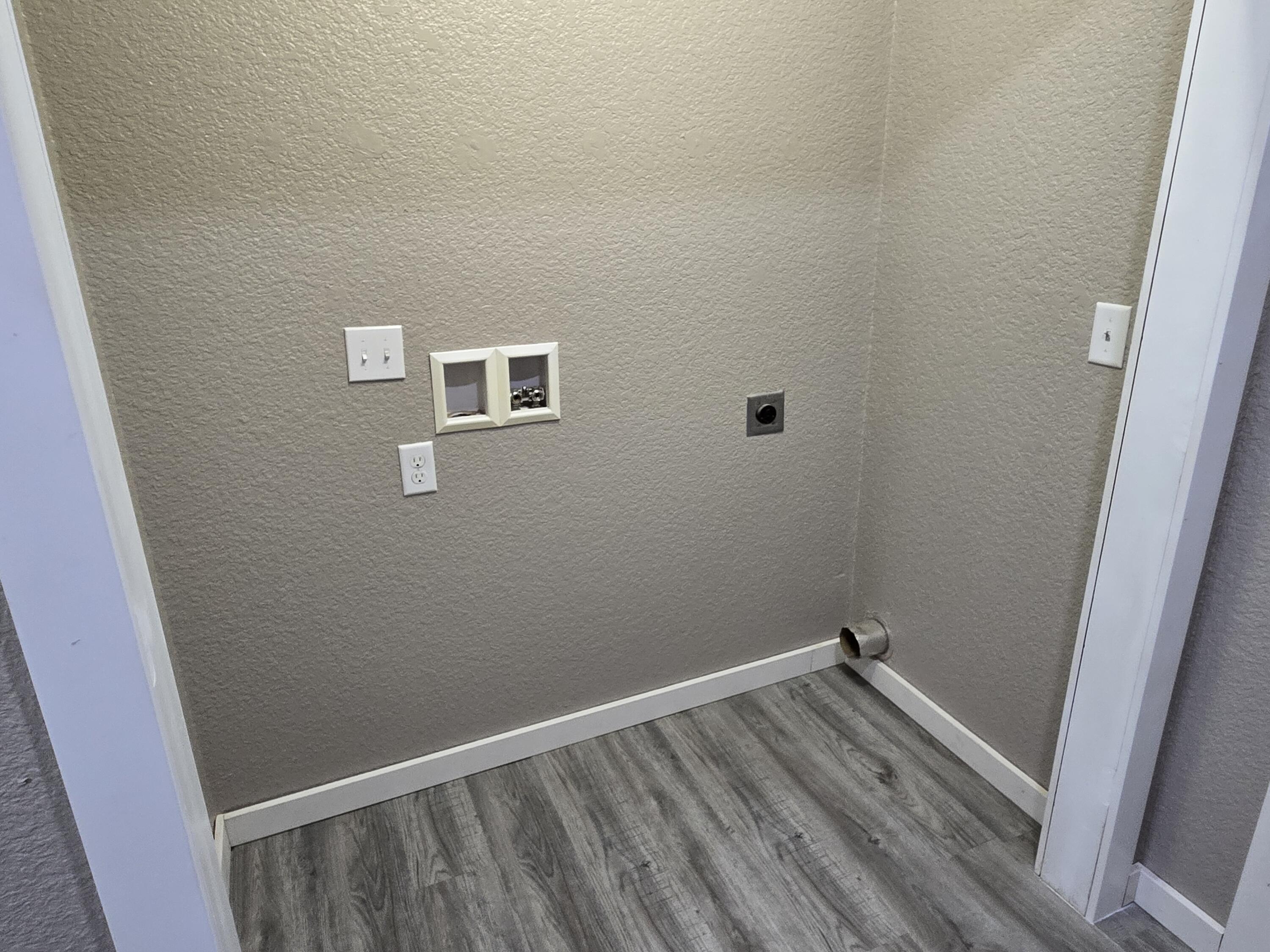 2401 South Wall Avenue Property Photo 10