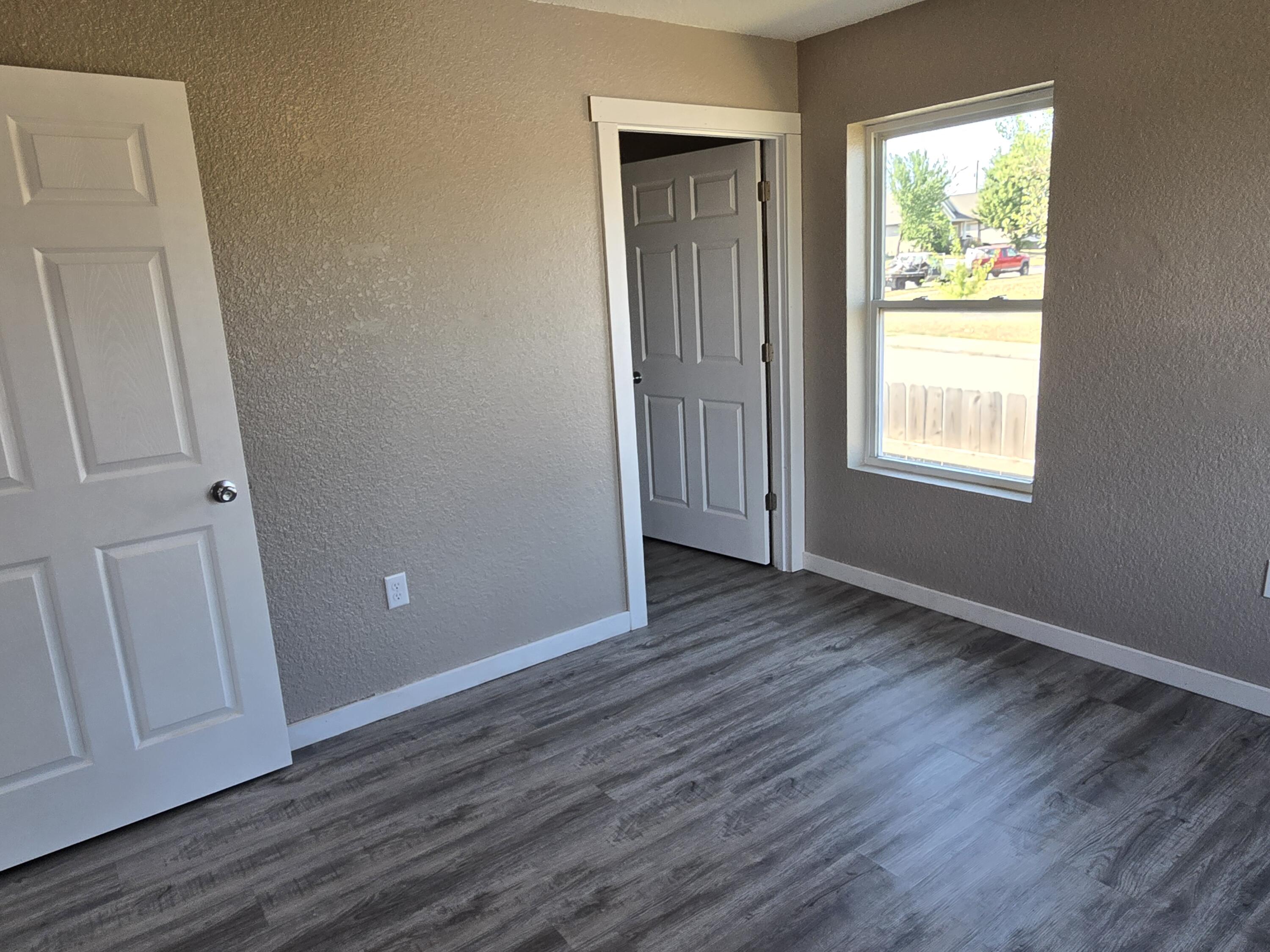 2401 South Wall Avenue Property Photo 14