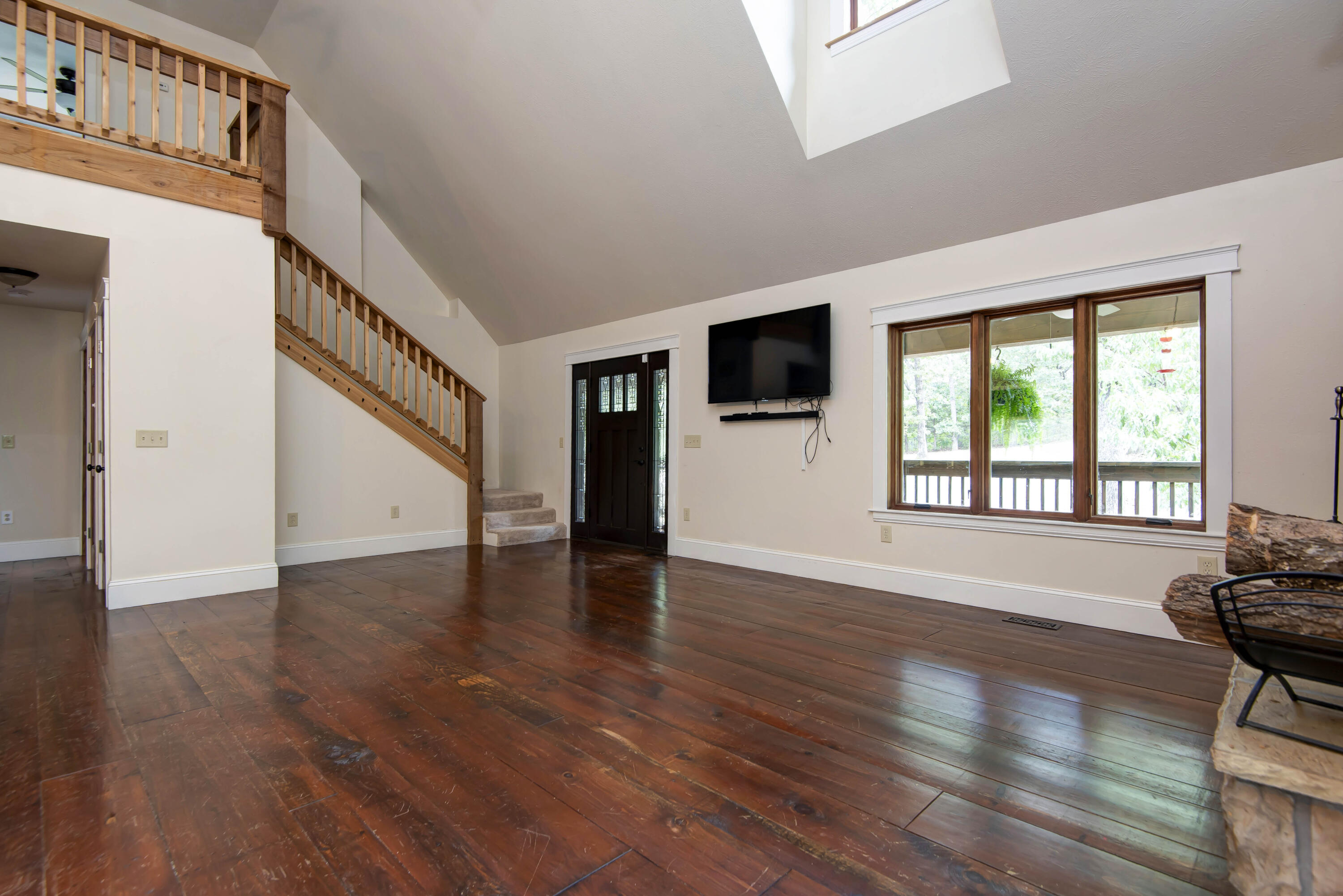 511 Timberlane Drive Property Photo 10
