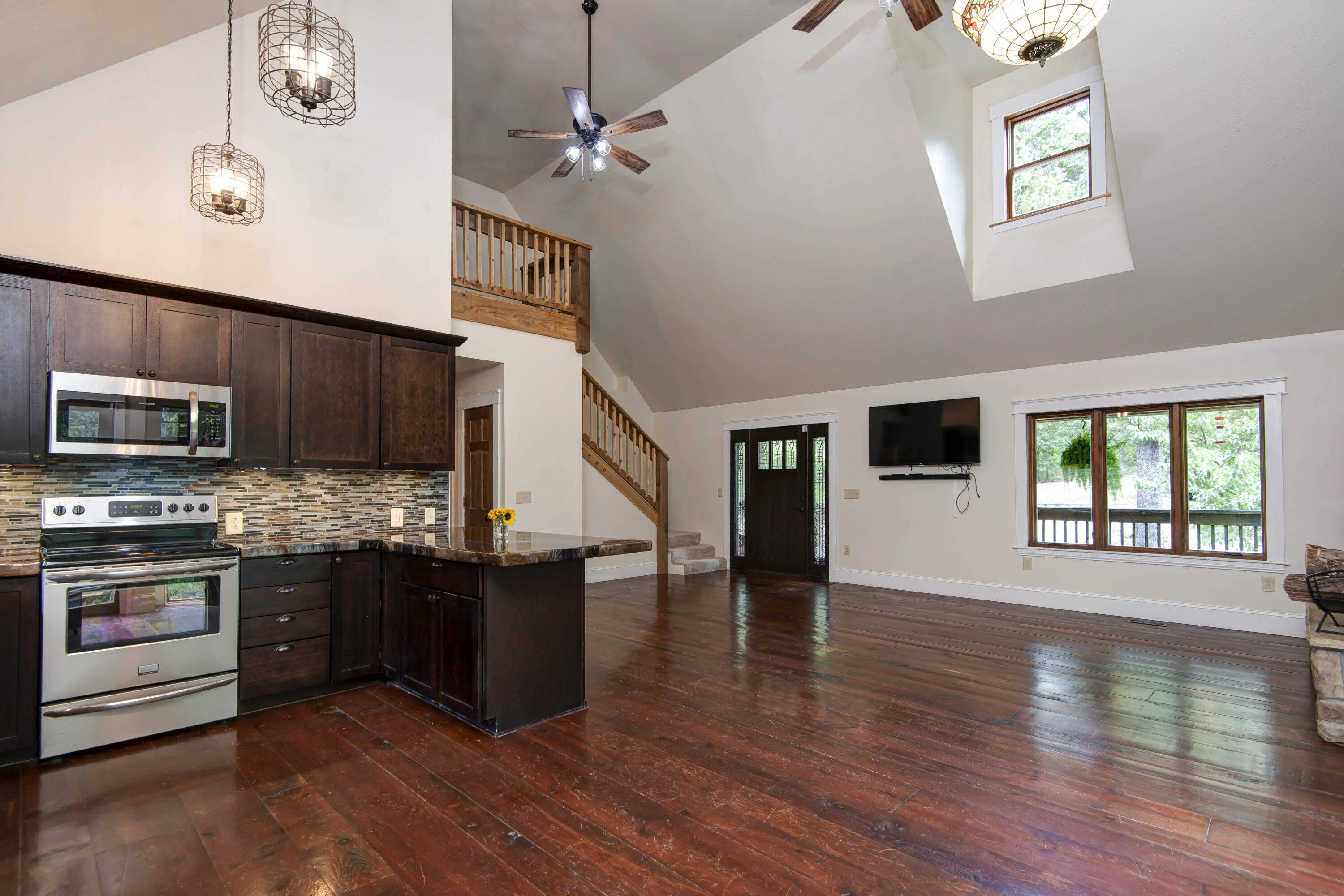 511 Timberlane Drive Property Photo 12