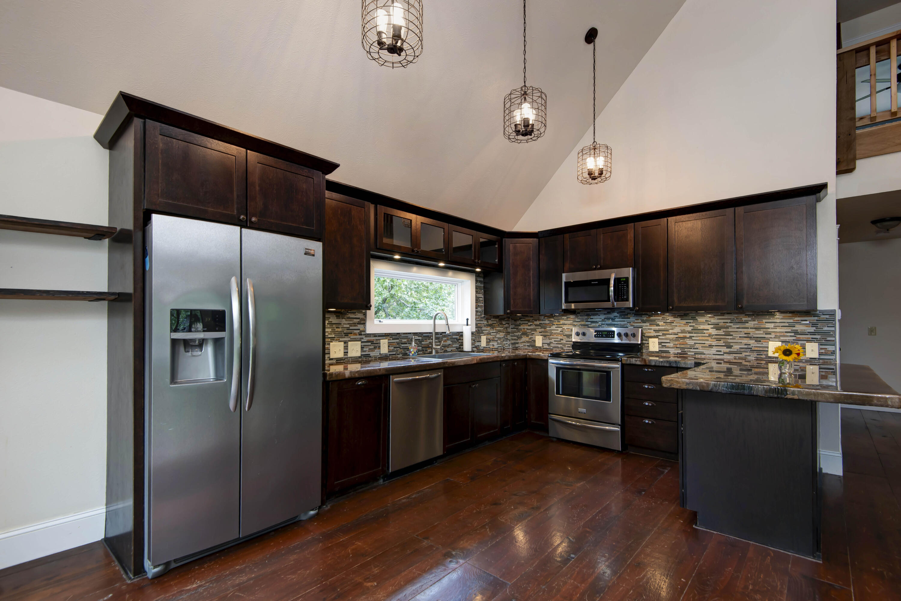 511 Timberlane Drive Property Photo 16