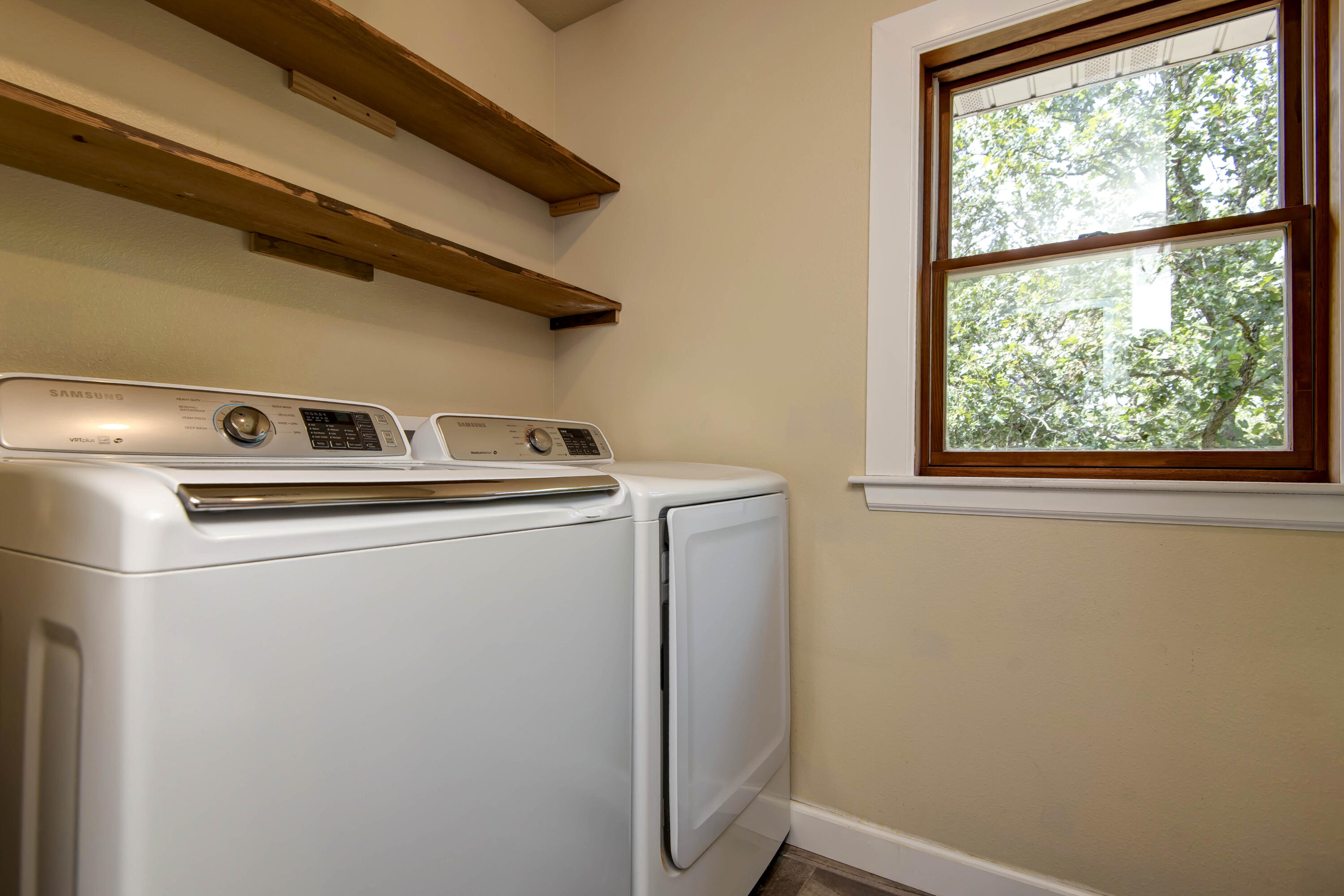 511 Timberlane Drive Property Photo 24
