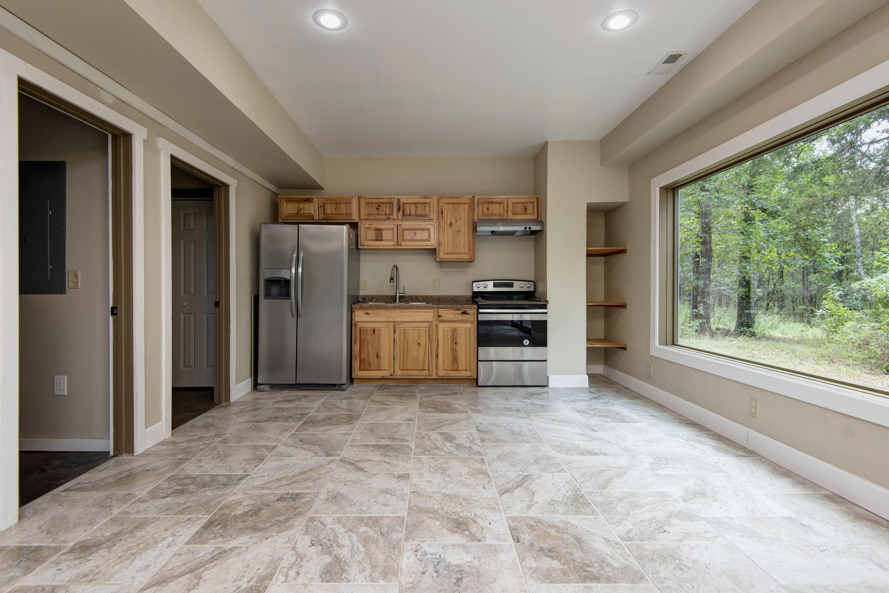 511 Timberlane Drive Property Photo 34