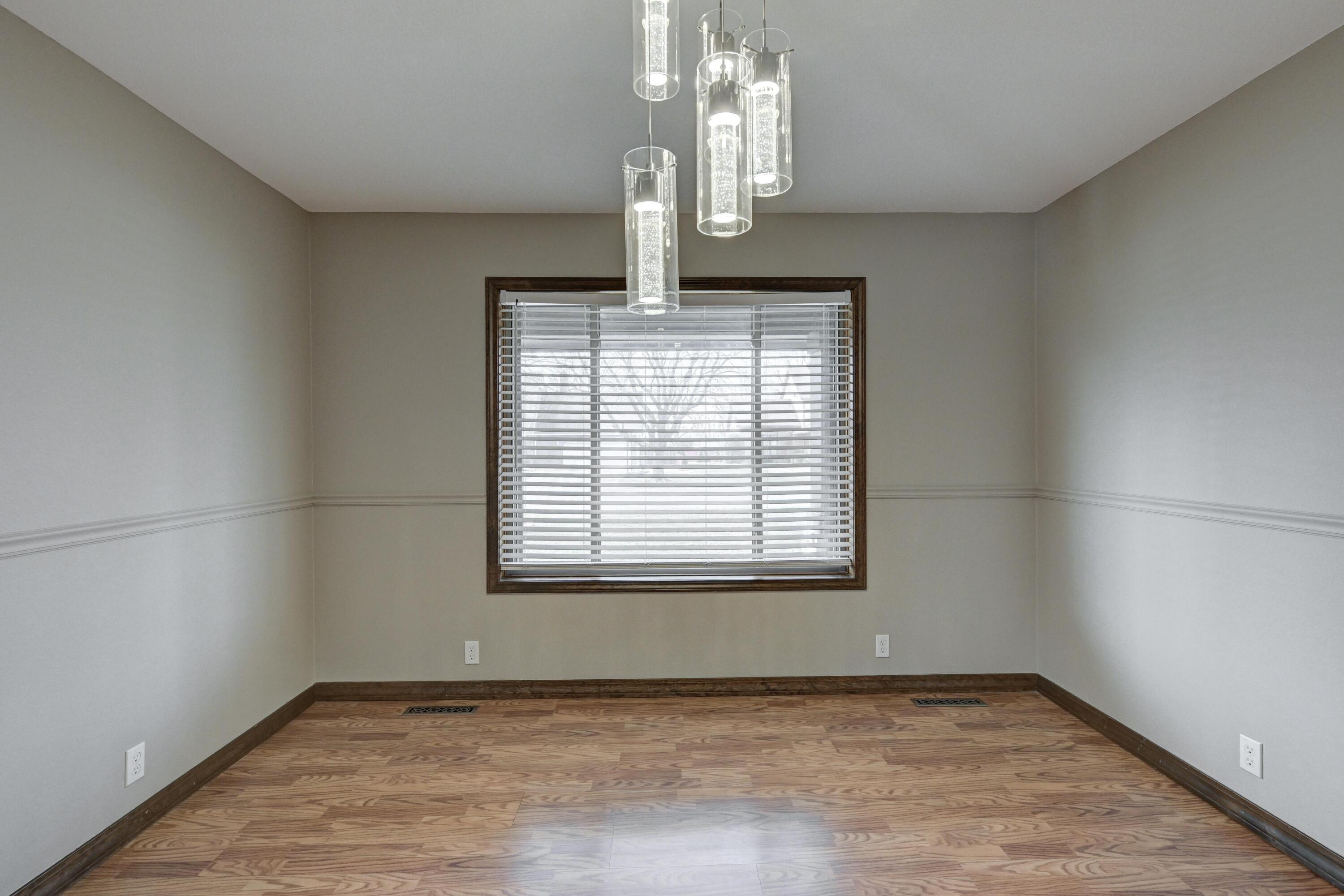 3315 South Park Avenue Property Photo 10