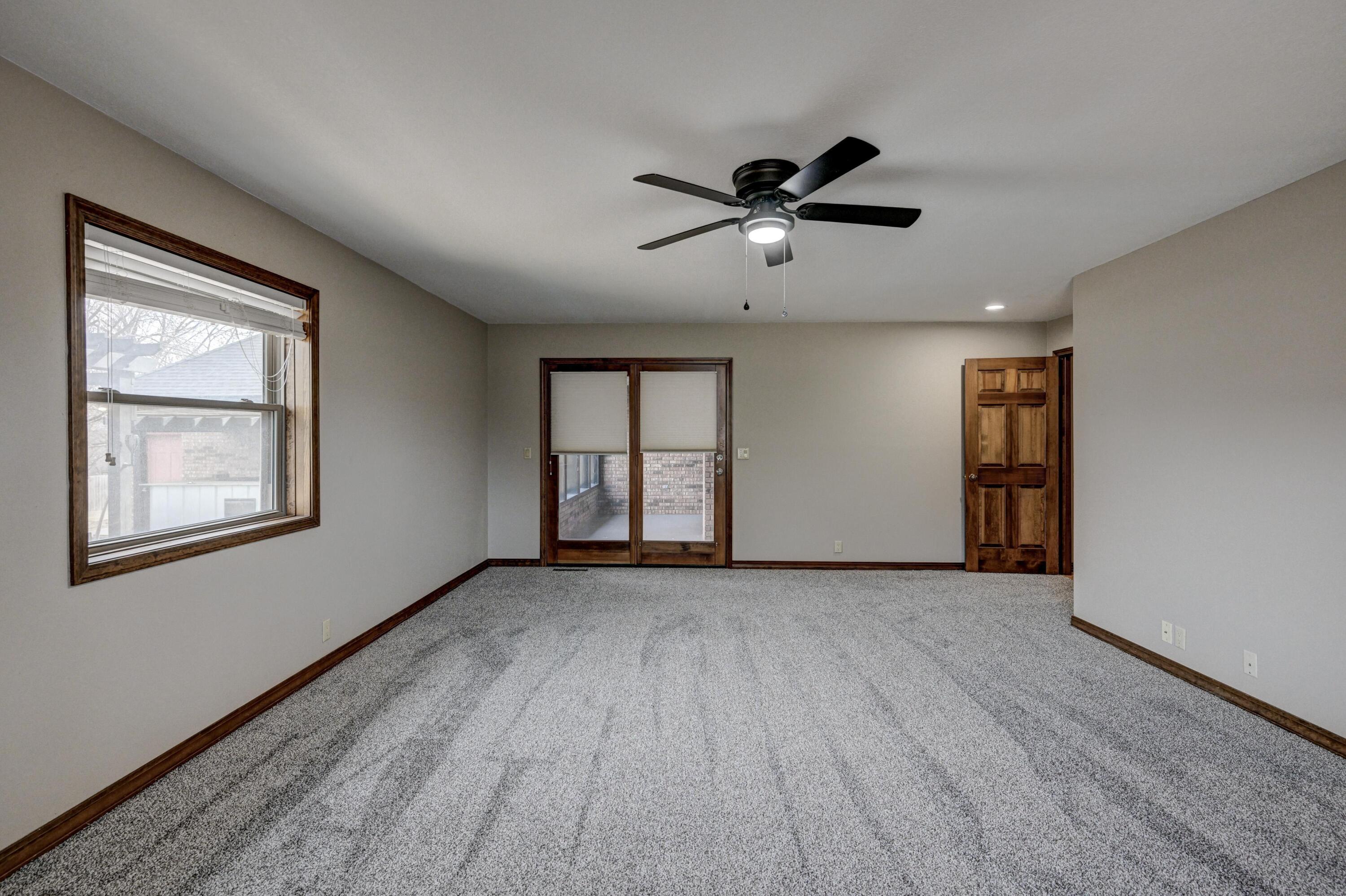 3315 South Park Avenue Property Photo 33