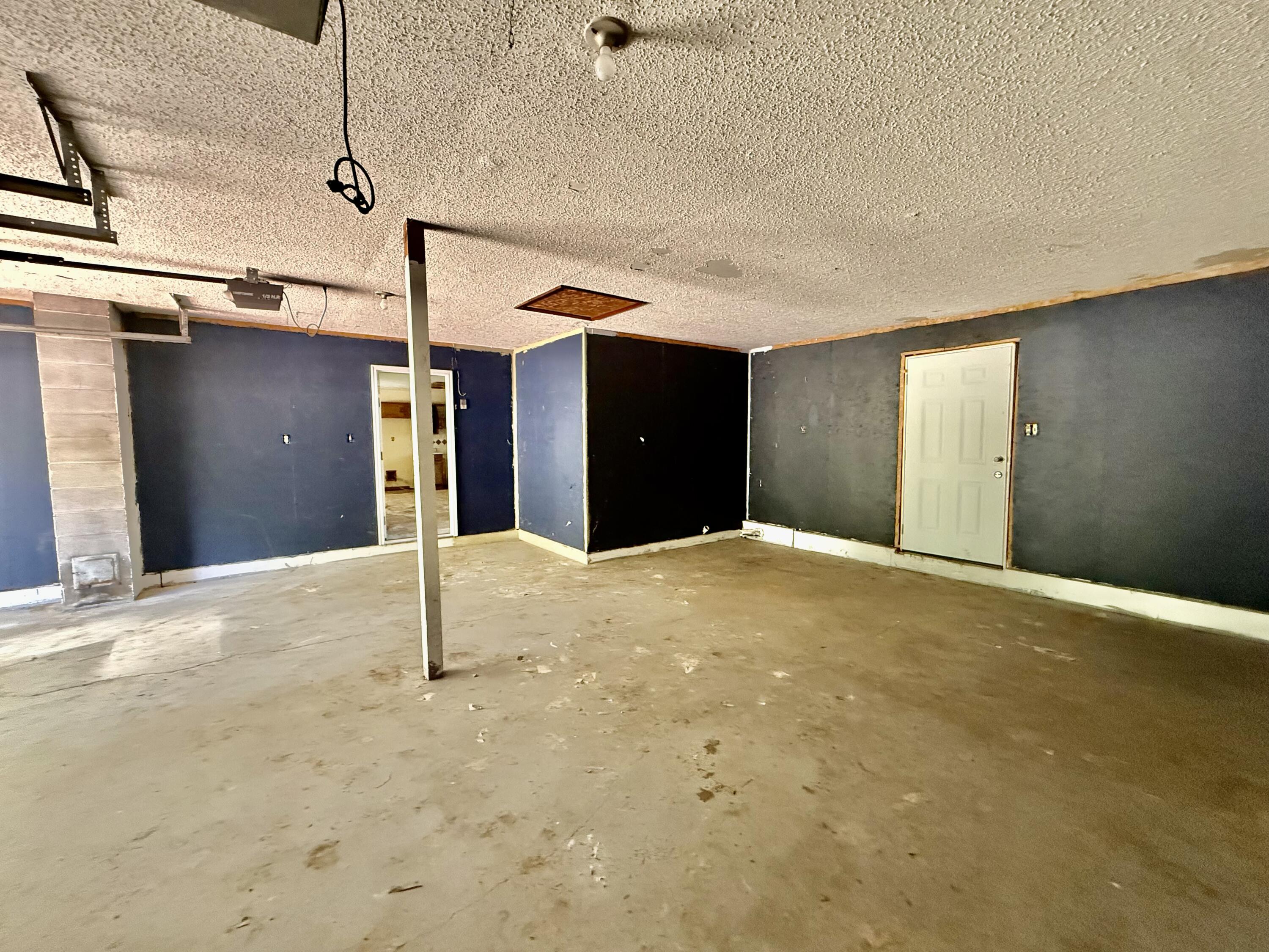 1032 Roanoke Lane Property Photo 16