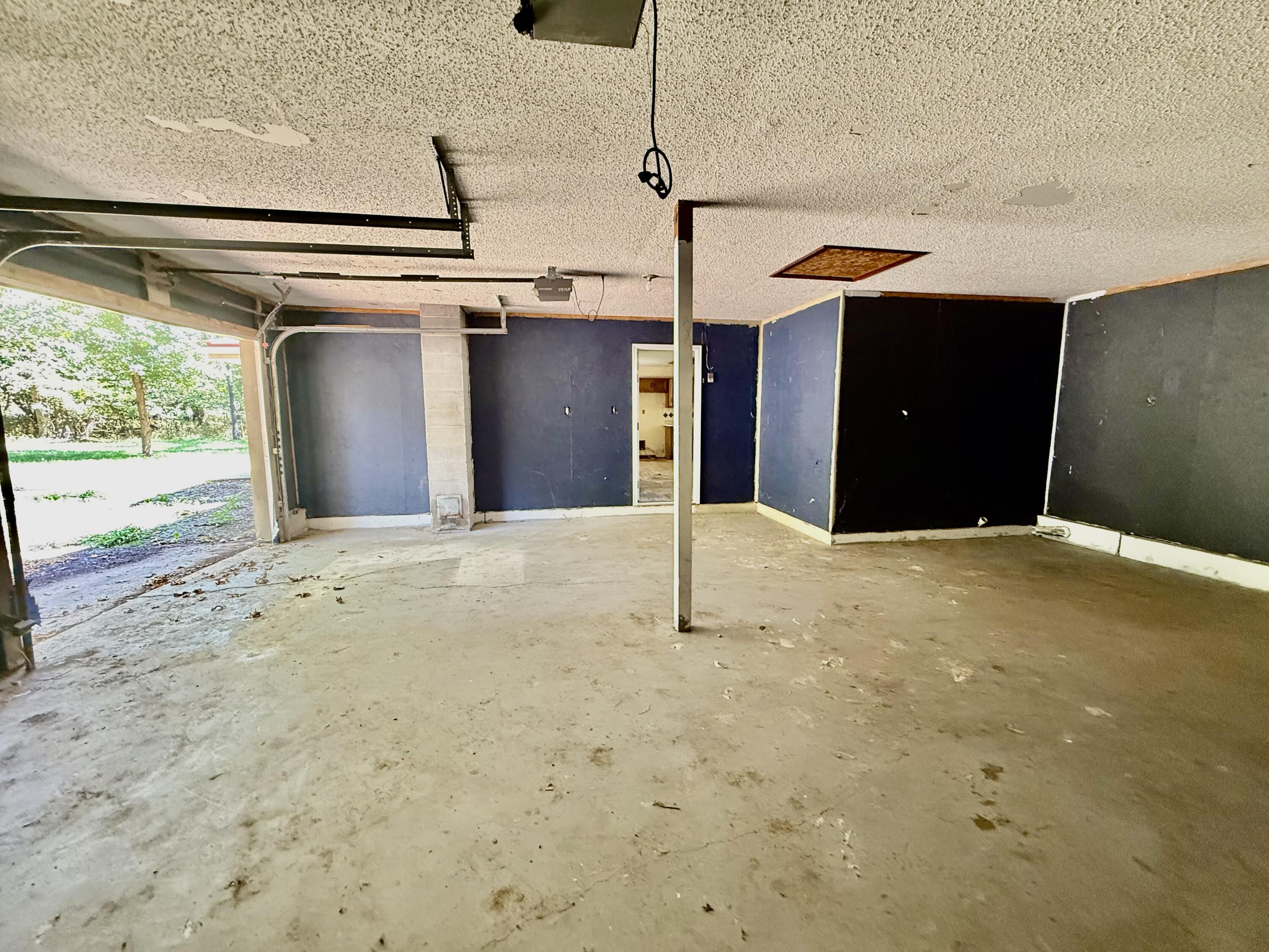 1032 Roanoke Lane Property Photo 18