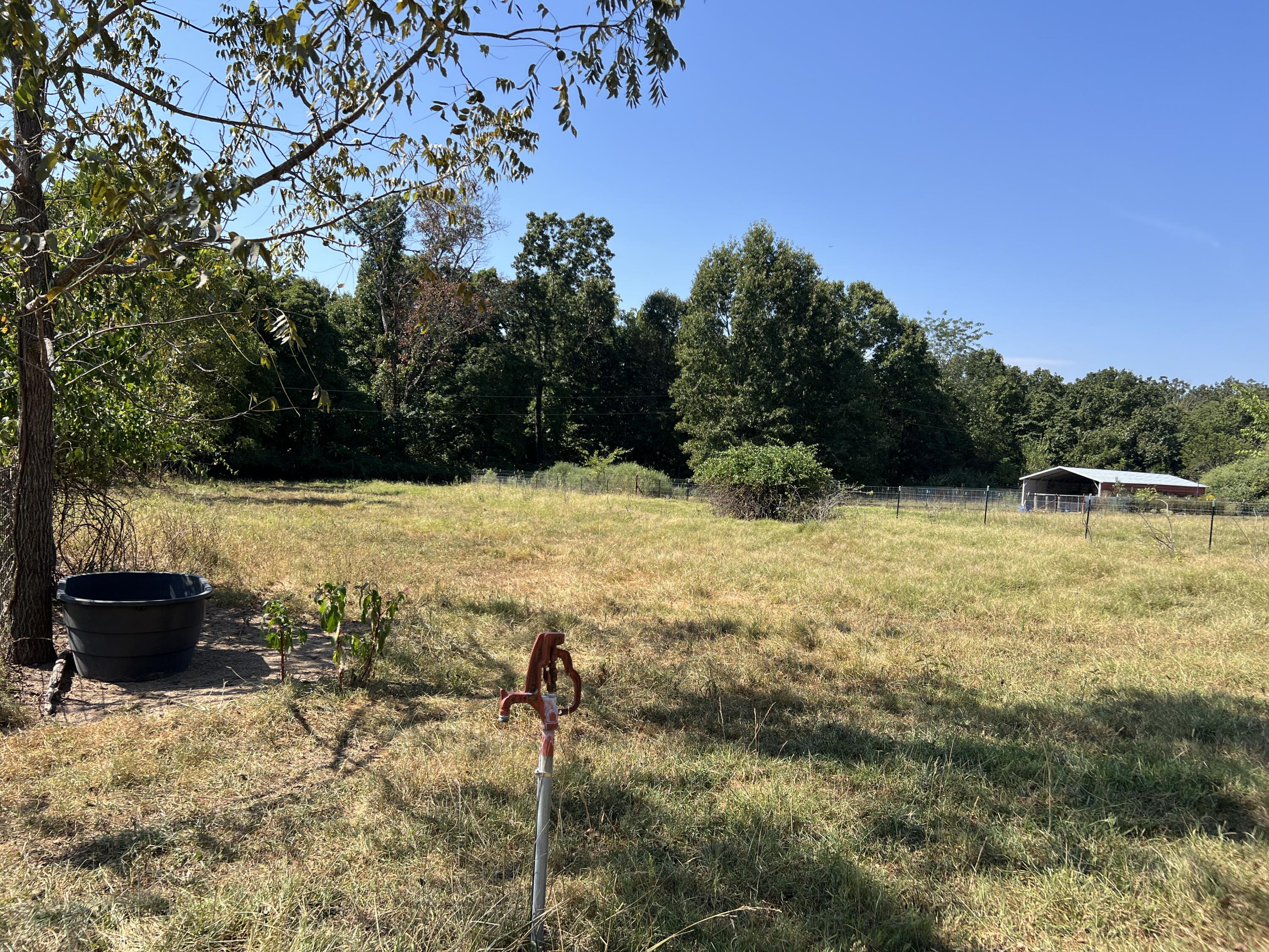 2355 King Road Property Photo 12