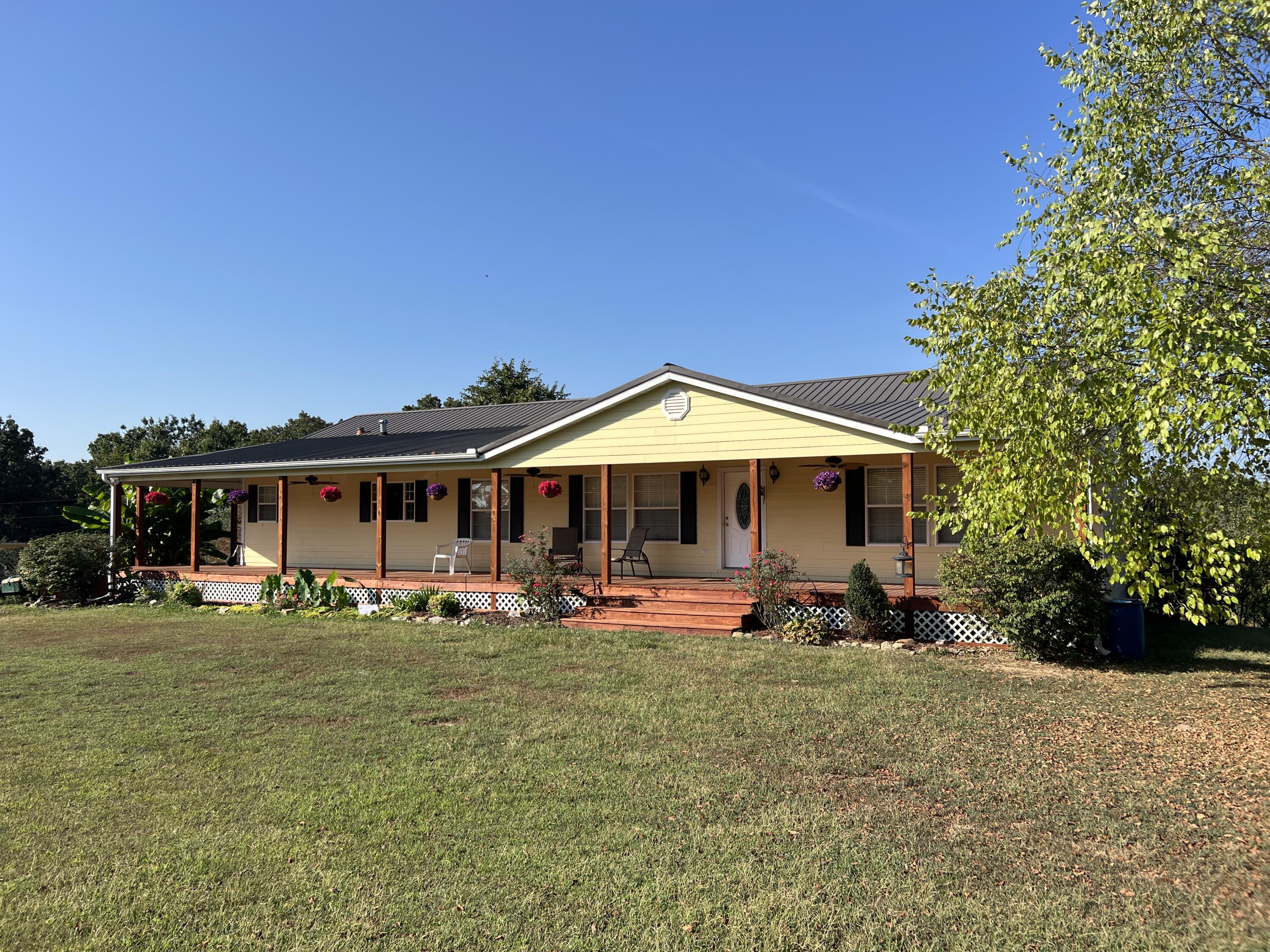 2355 King Road Property Photo 14