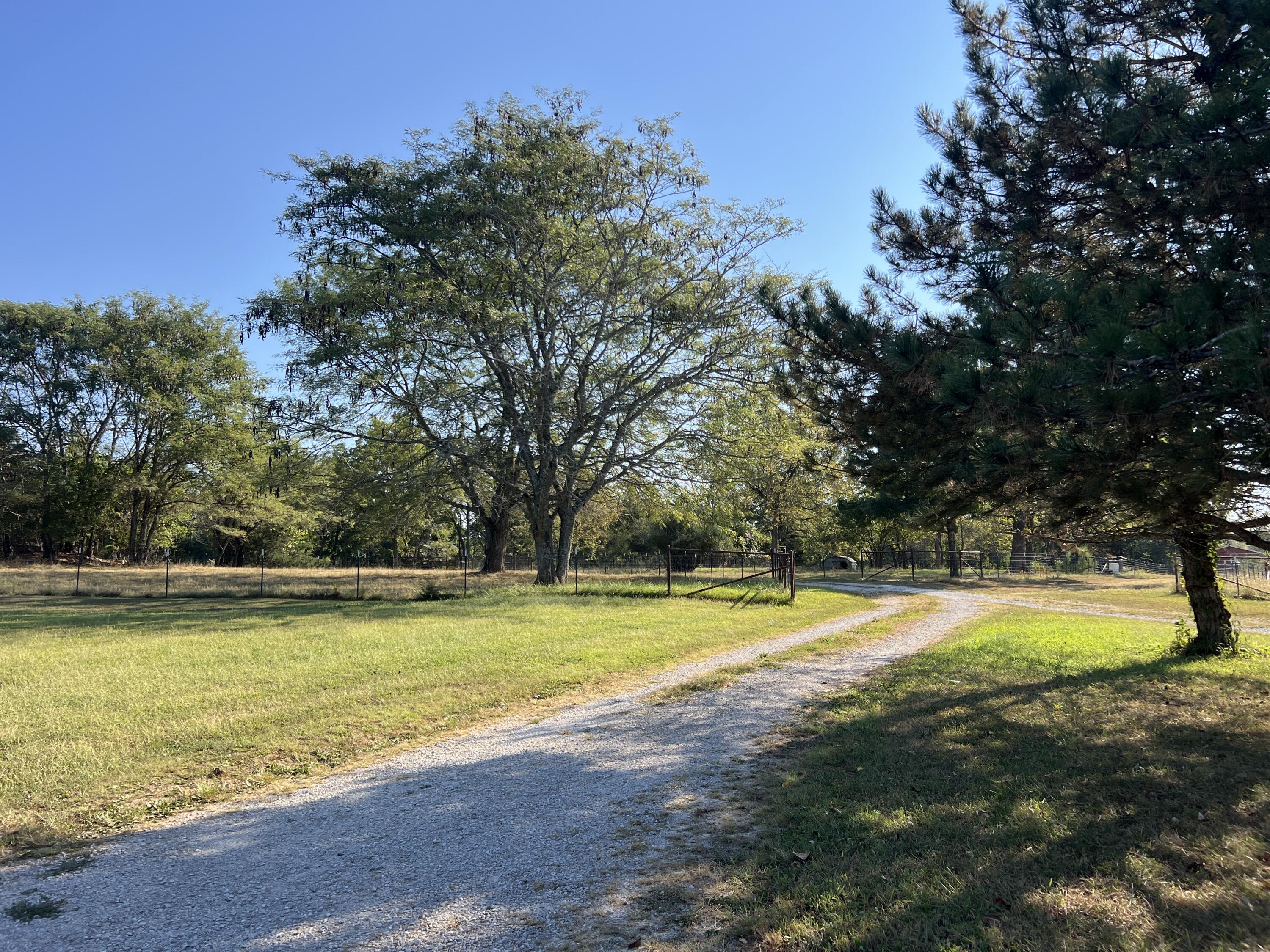 2355 King Road Property Photo 55