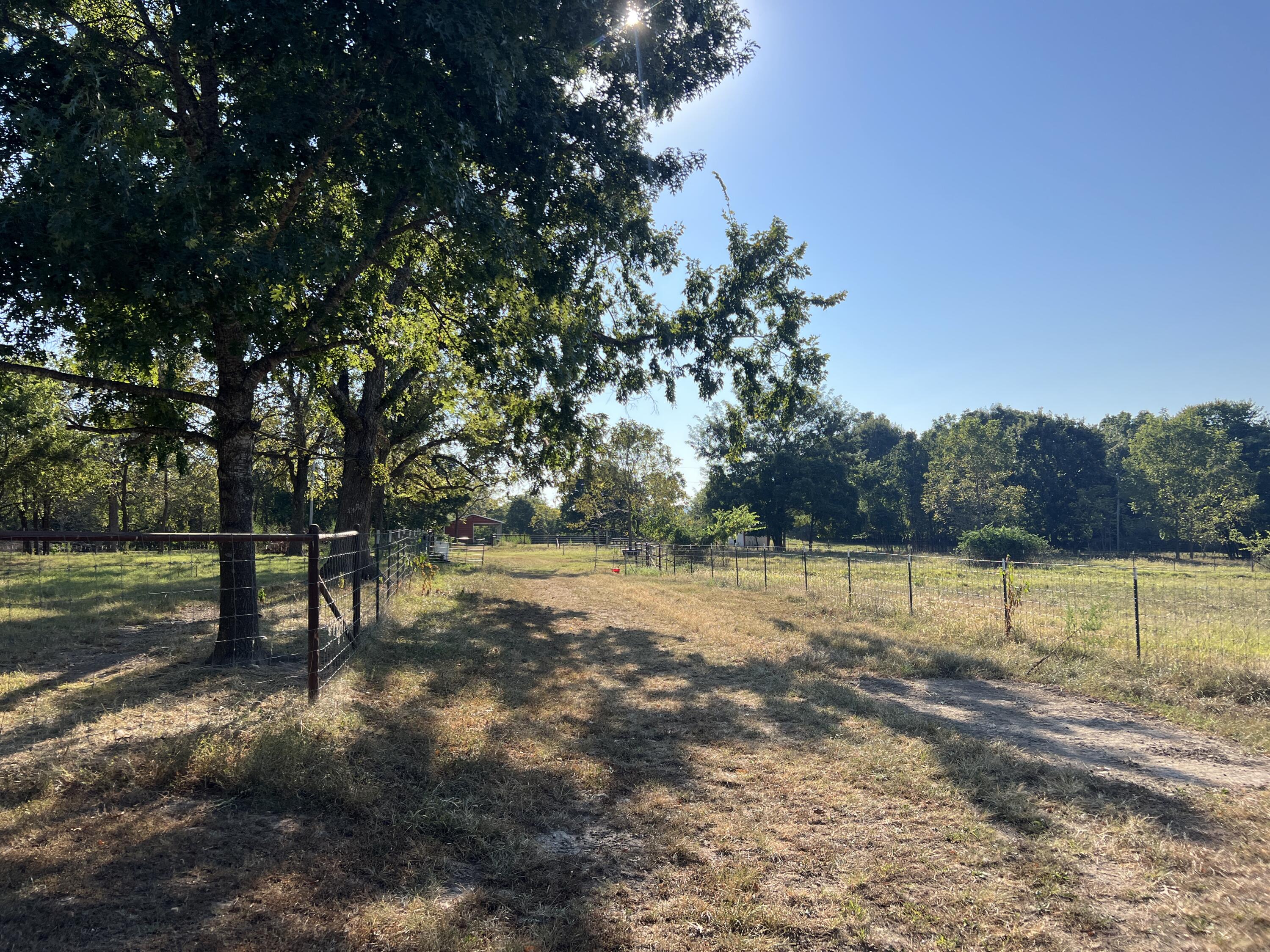 2355 King Road Property Photo 57