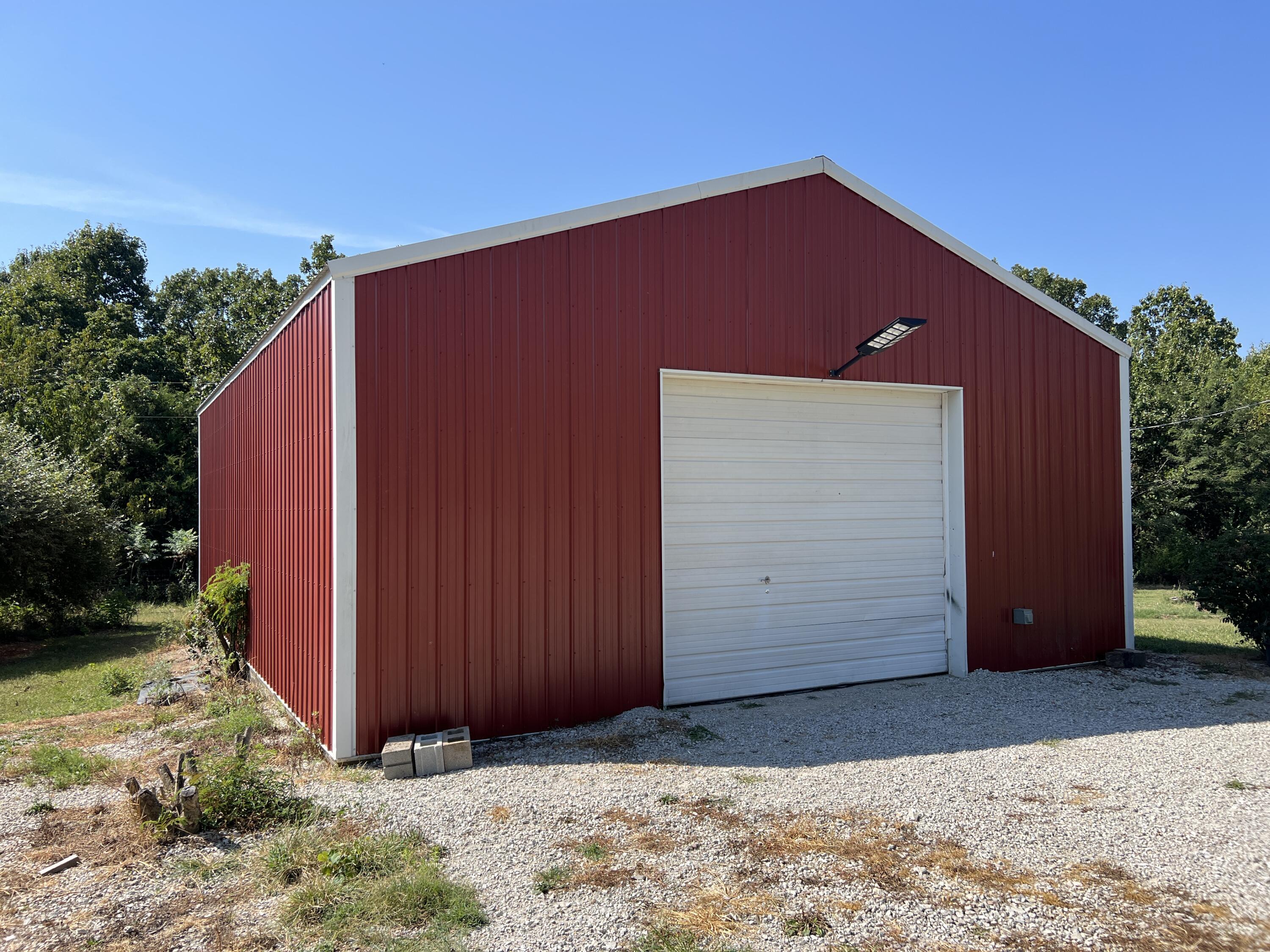 2355 King Road Property Photo 58
