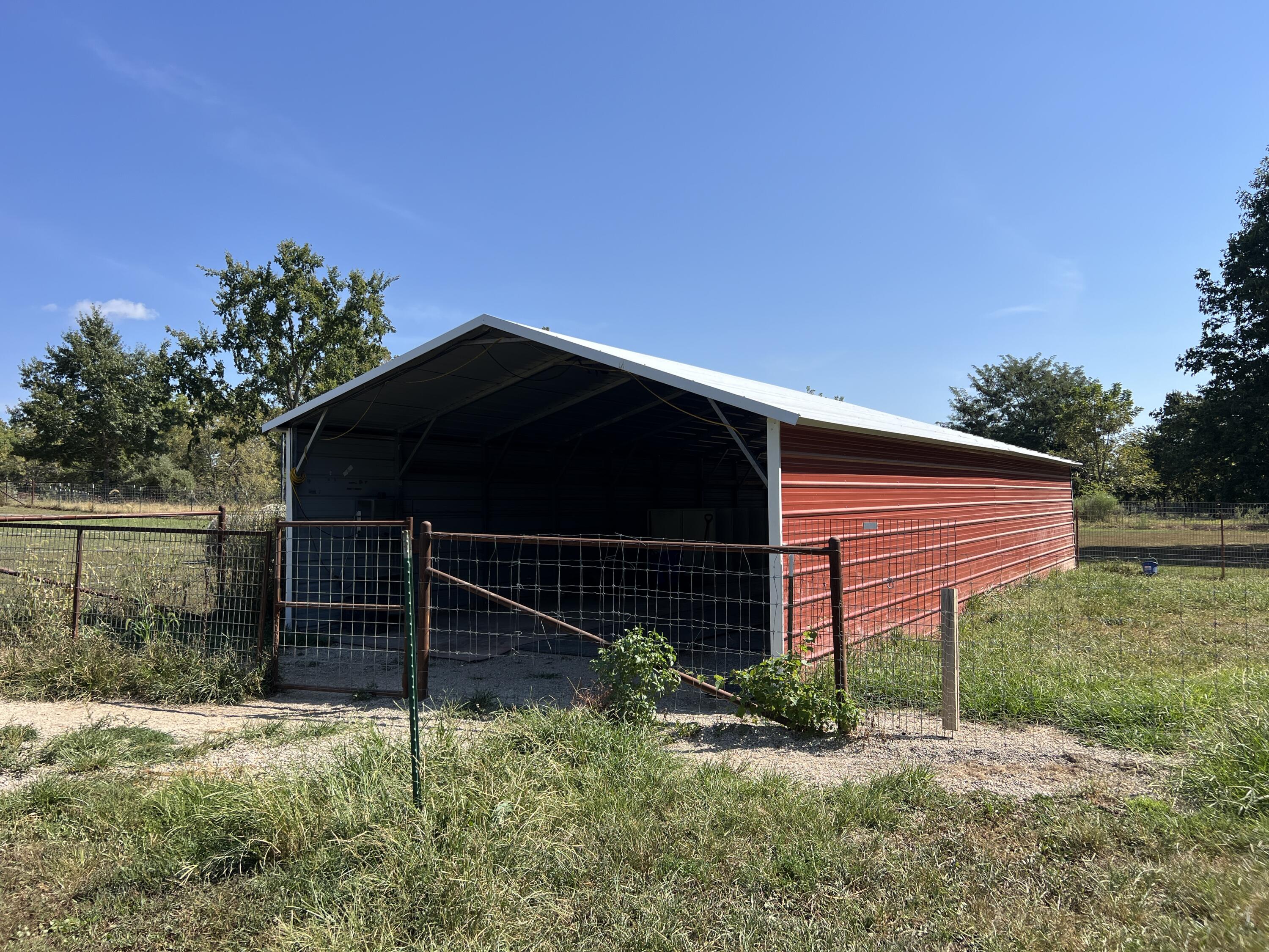 2355 King Road Property Photo 60