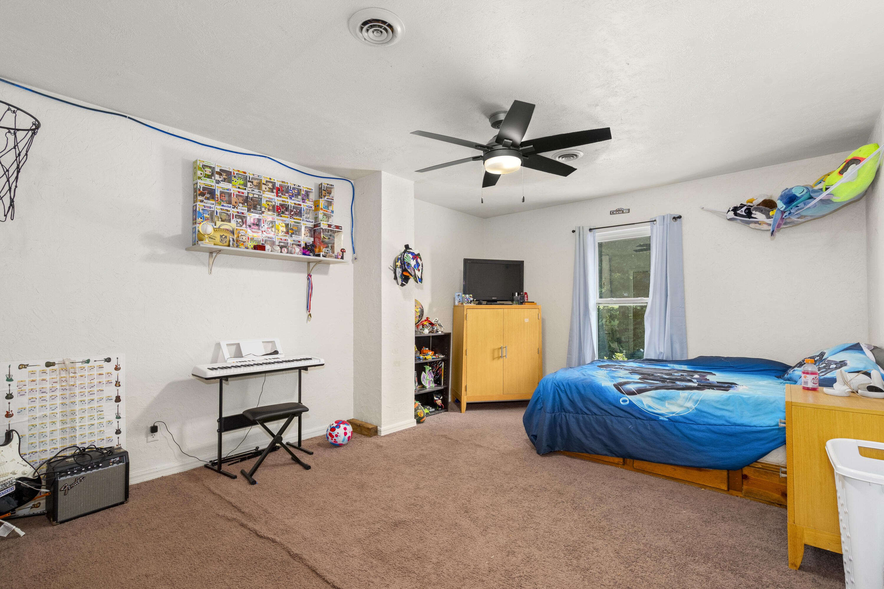 1505 East Hartley Street Property Photo 19