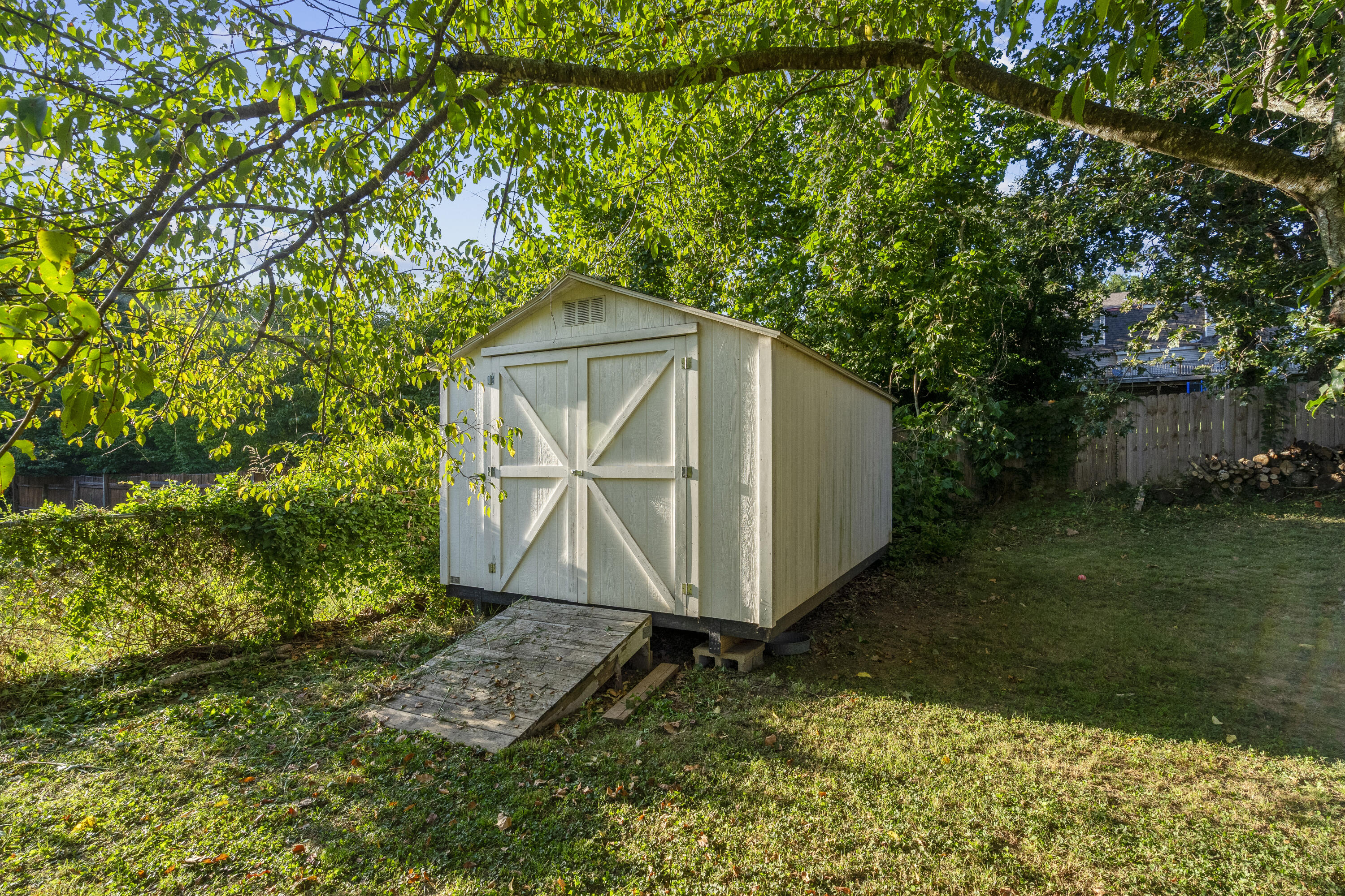 1505 East Hartley Street Property Photo 45