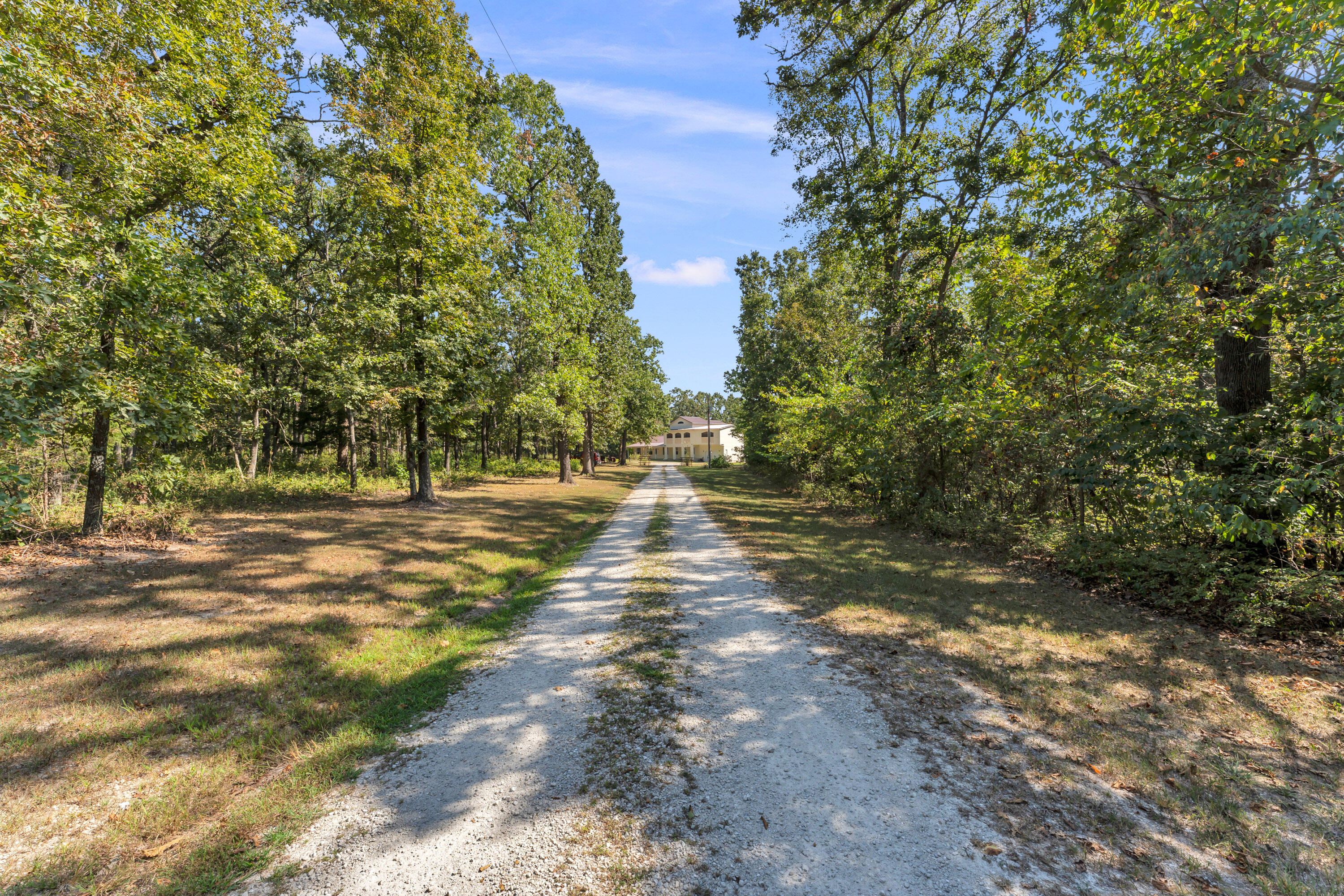 107 Candlewood Road Property Photo 2