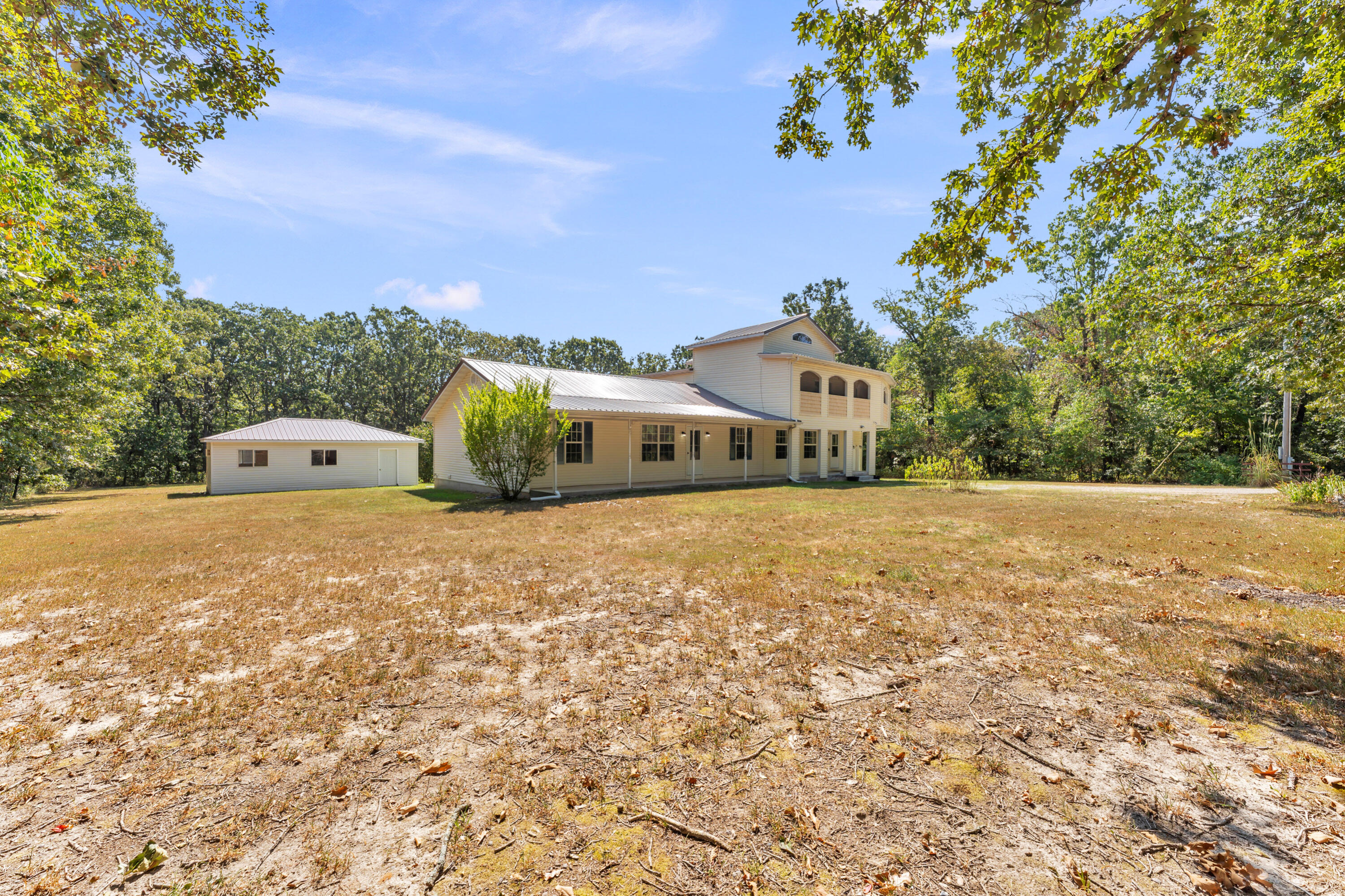 107 Candlewood Road Property Photo 7