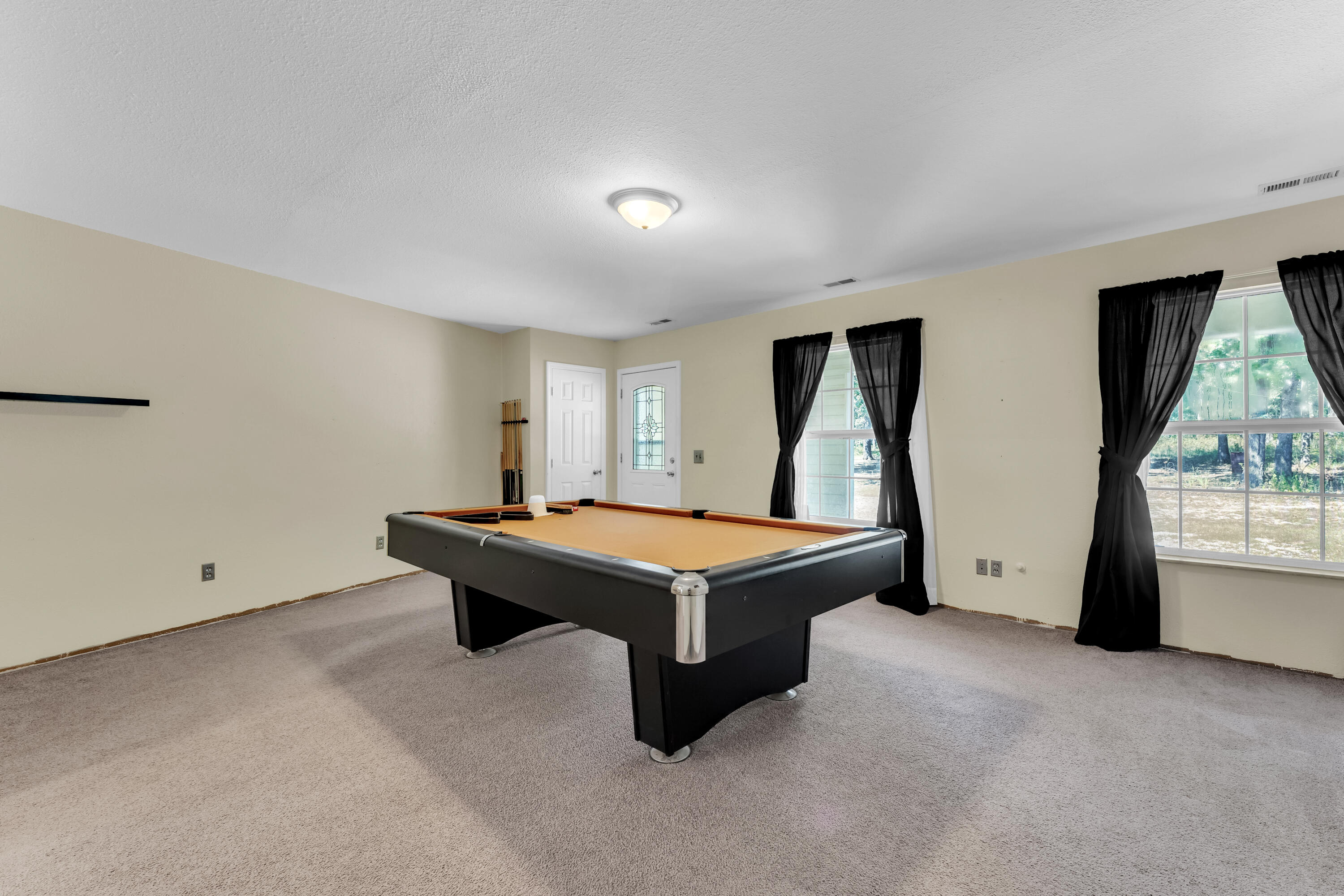 107 Candlewood Road Property Photo 11