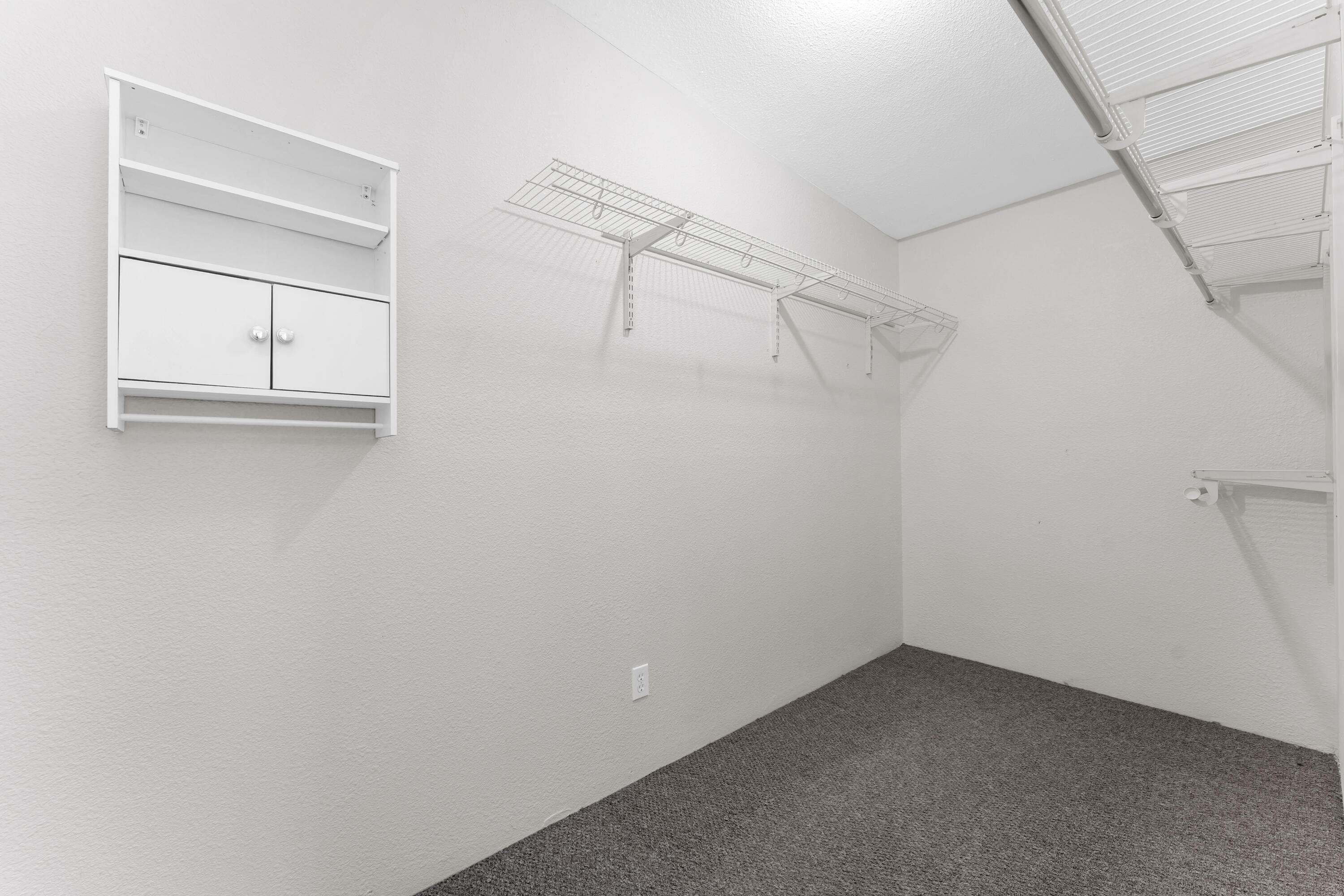 107 Candlewood Road Property Photo 40