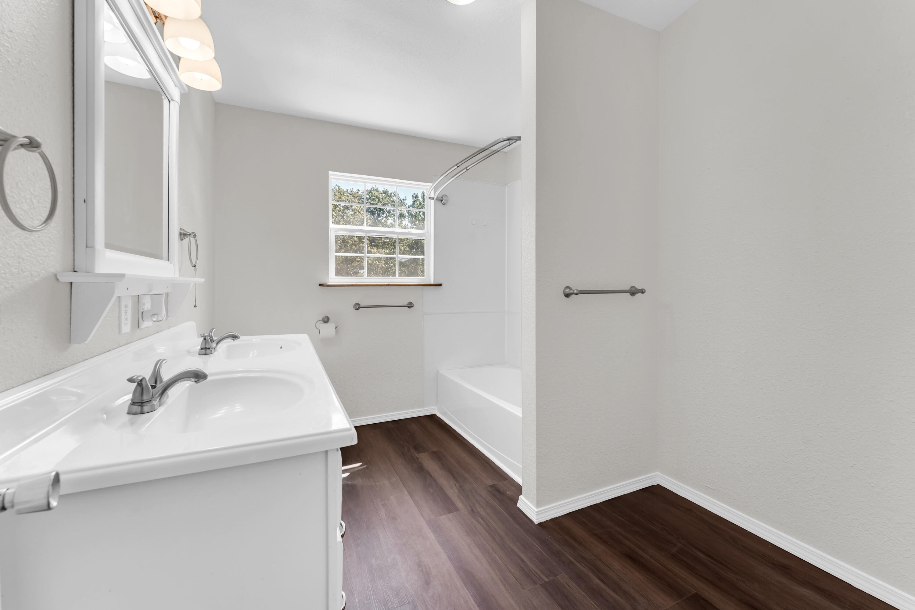 107 Candlewood Road Property Photo 41