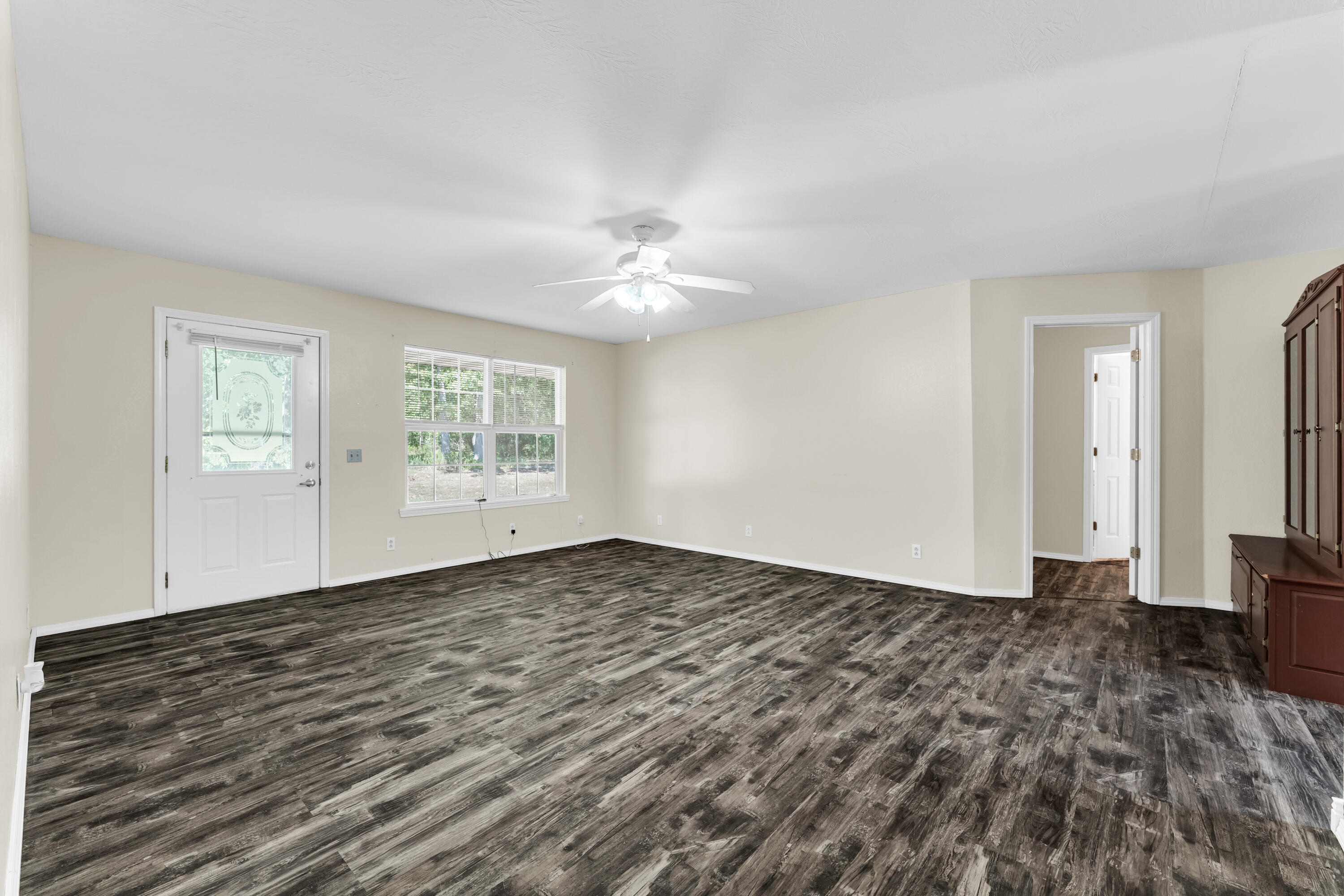 107 Candlewood Road Property Photo 45