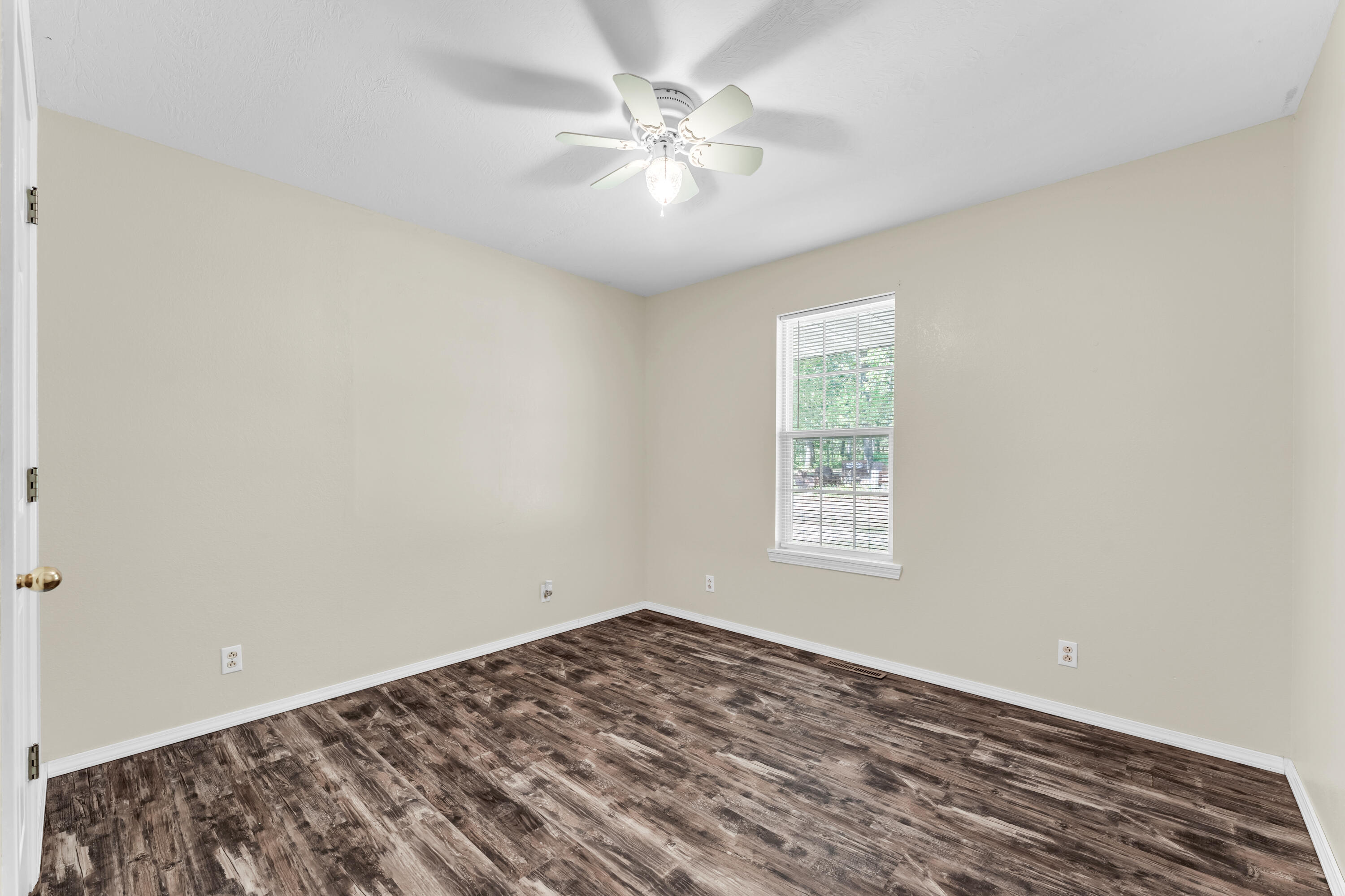 107 Candlewood Road Property Photo 56