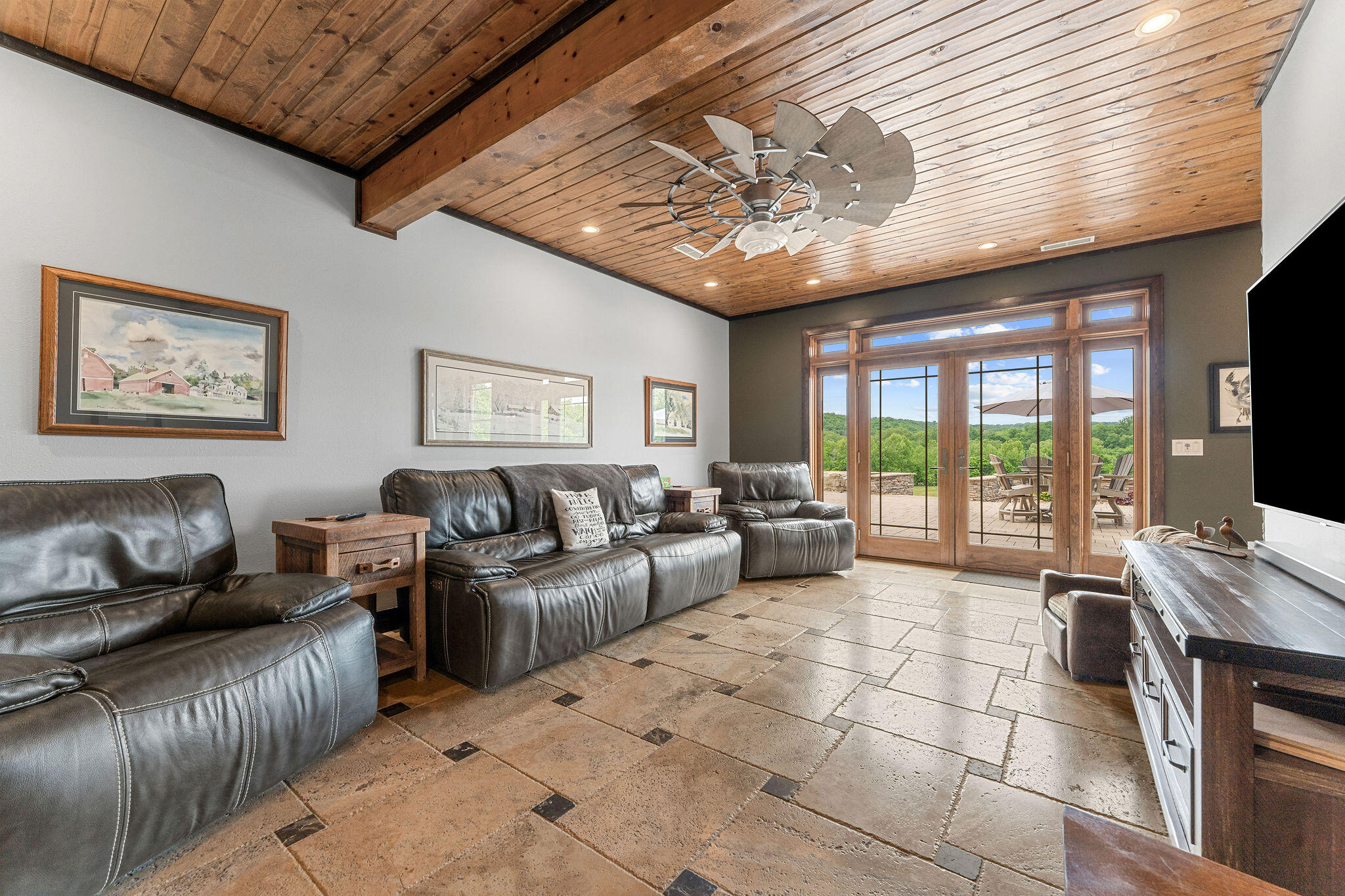 60332605 Property Photo 17