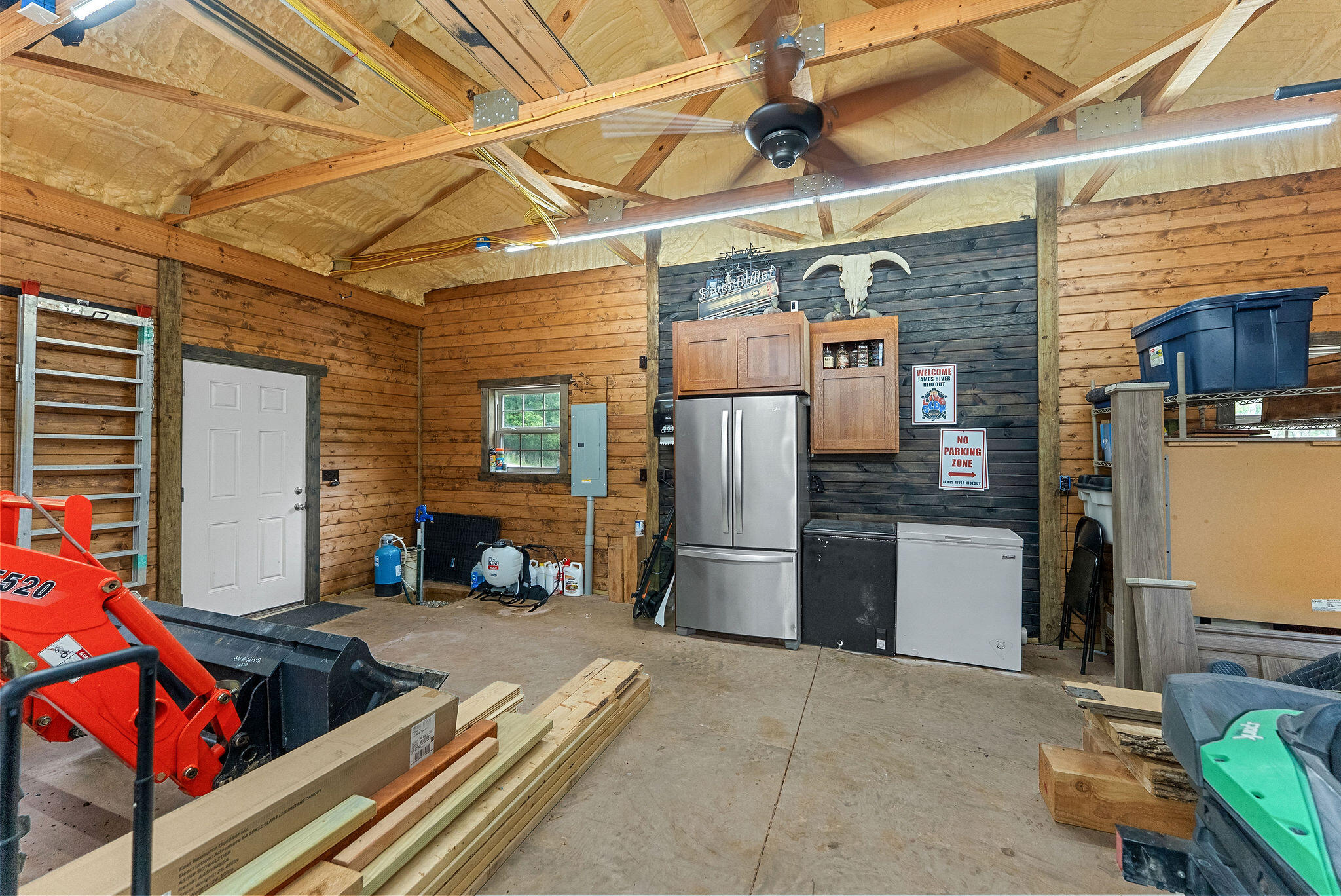 60332605 Property Photo 47