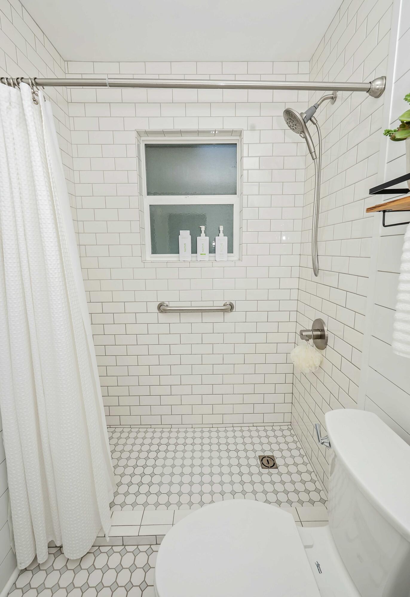 1033 East Stanford Street Property Photo 16