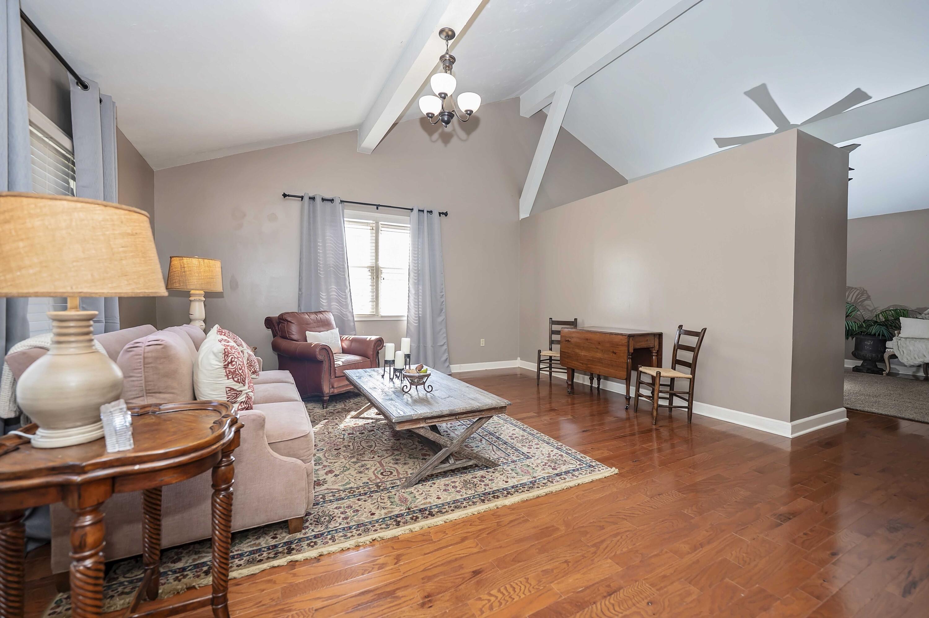 1033 East Stanford Street Property Photo 22