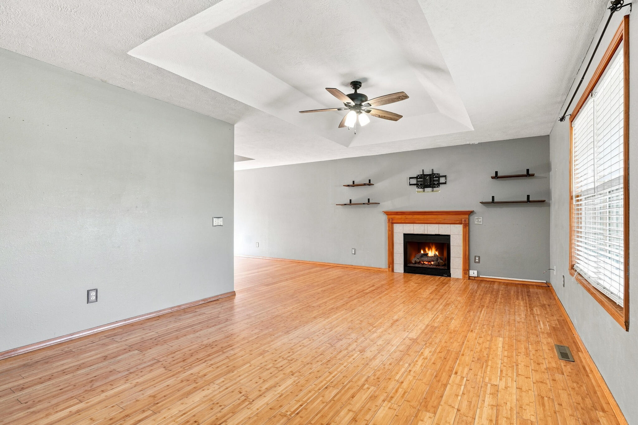 936 South Duke Court Property Photo 4