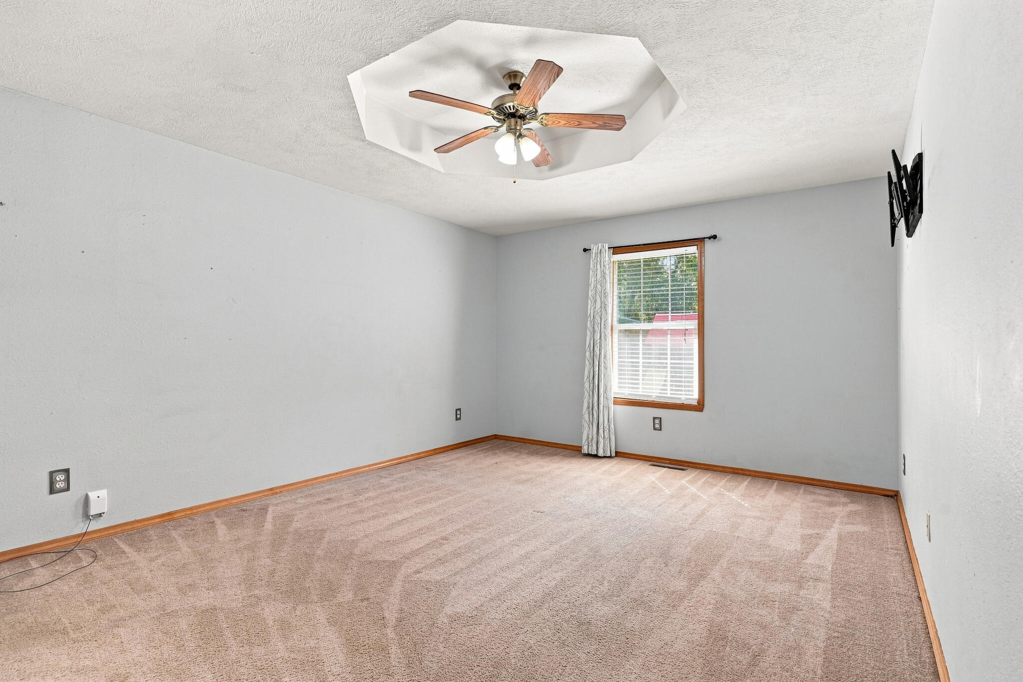 936 South Duke Court Property Photo 11