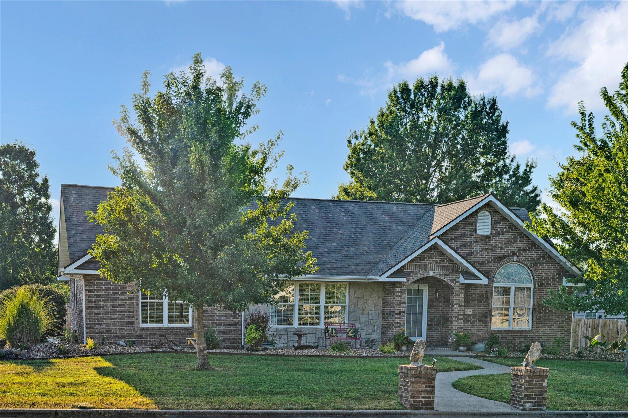 1485 South Village Lane Property Photo 1
