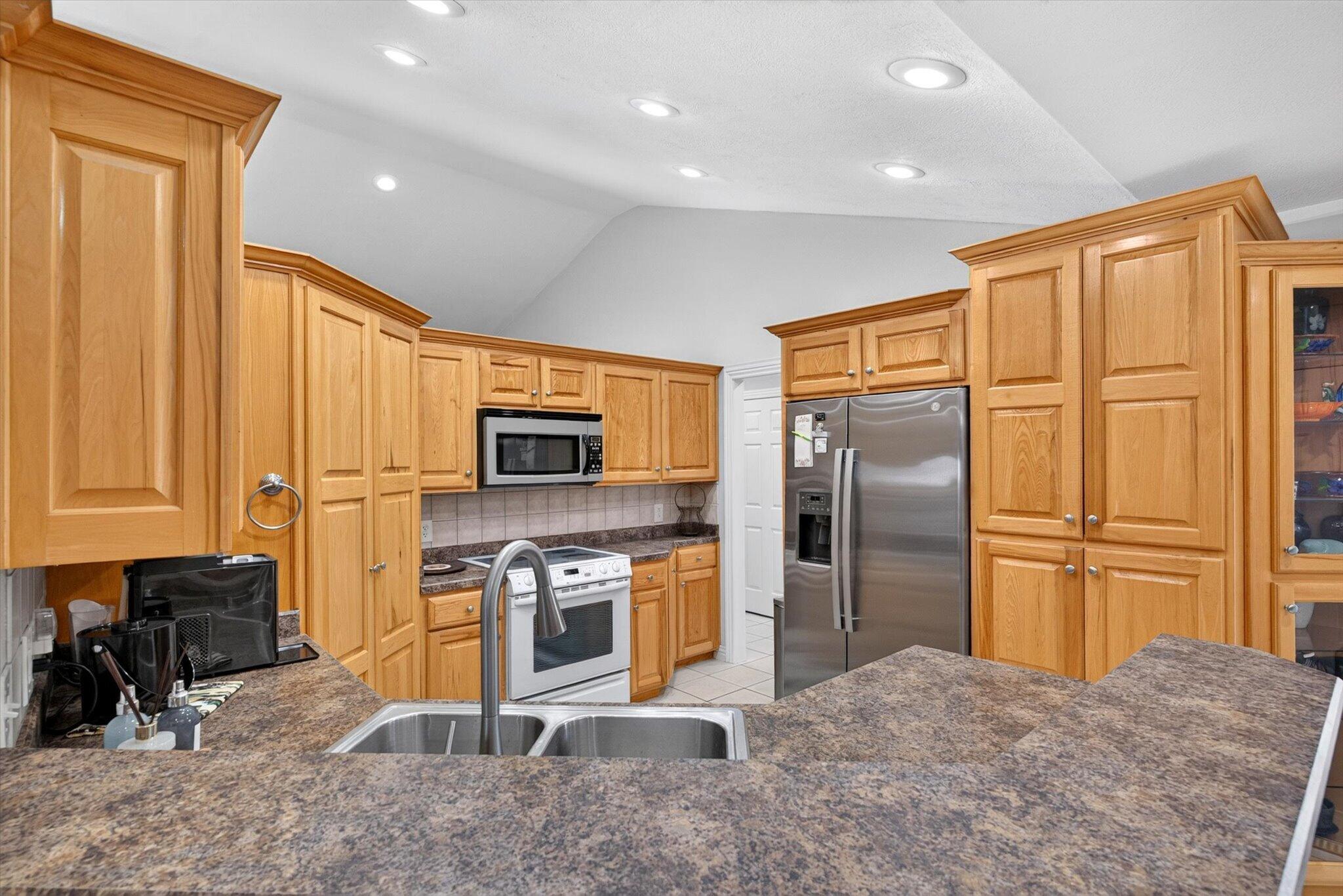1485 South Village Lane Property Photo 18