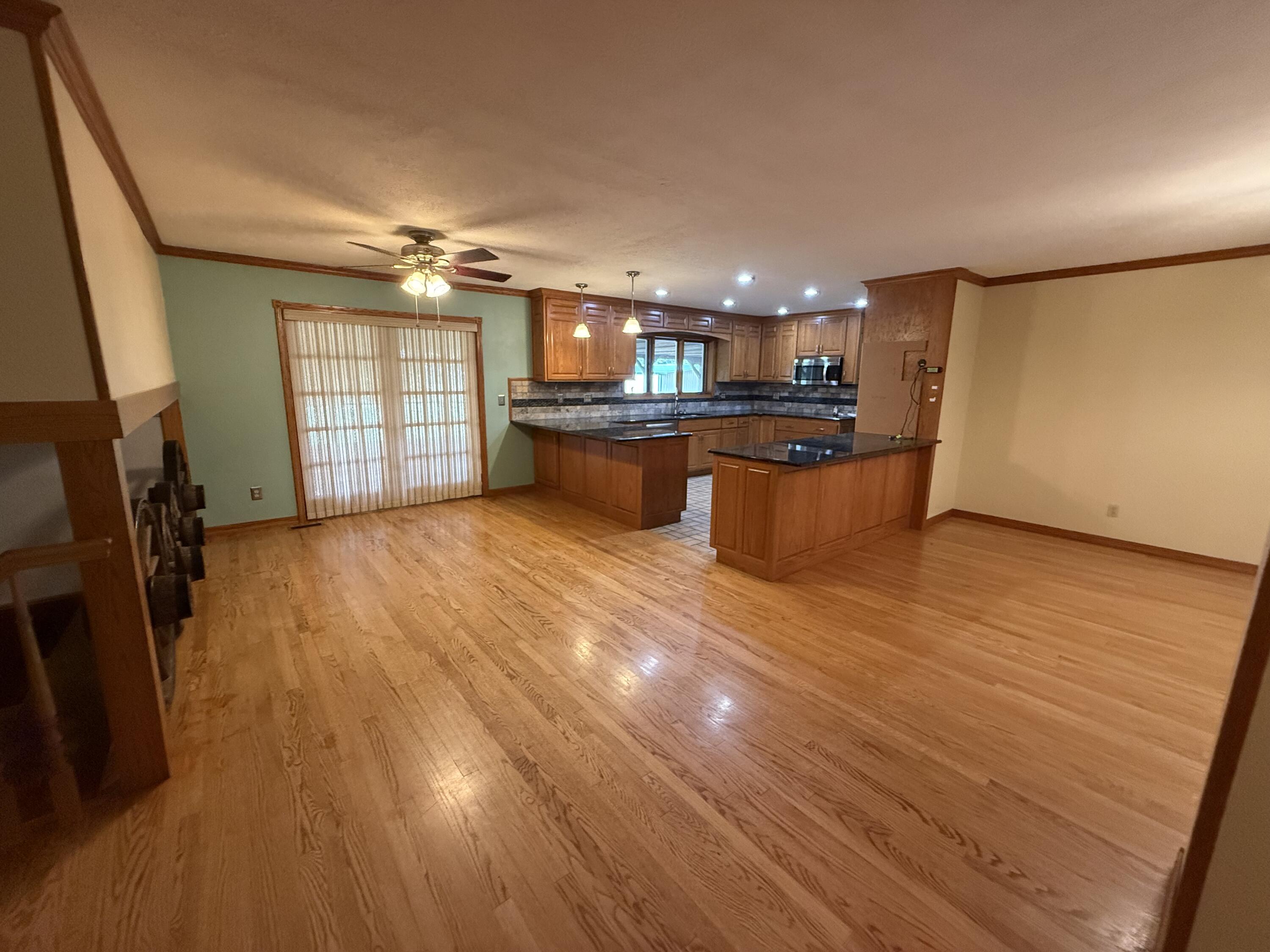 17984 State Highway 248 Property Photo 12