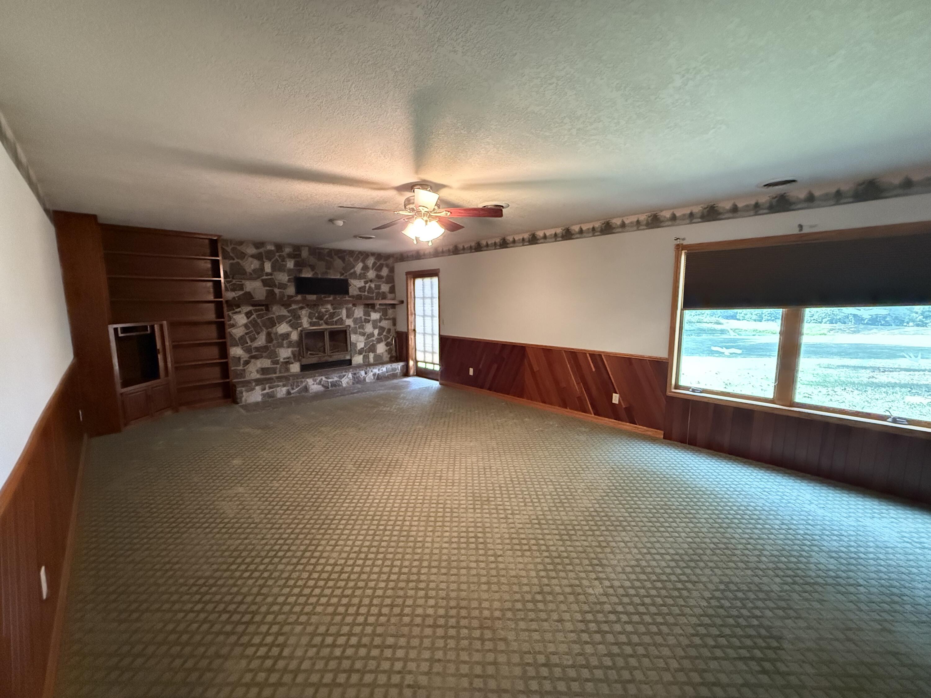17984 State Highway 248 Property Photo 29